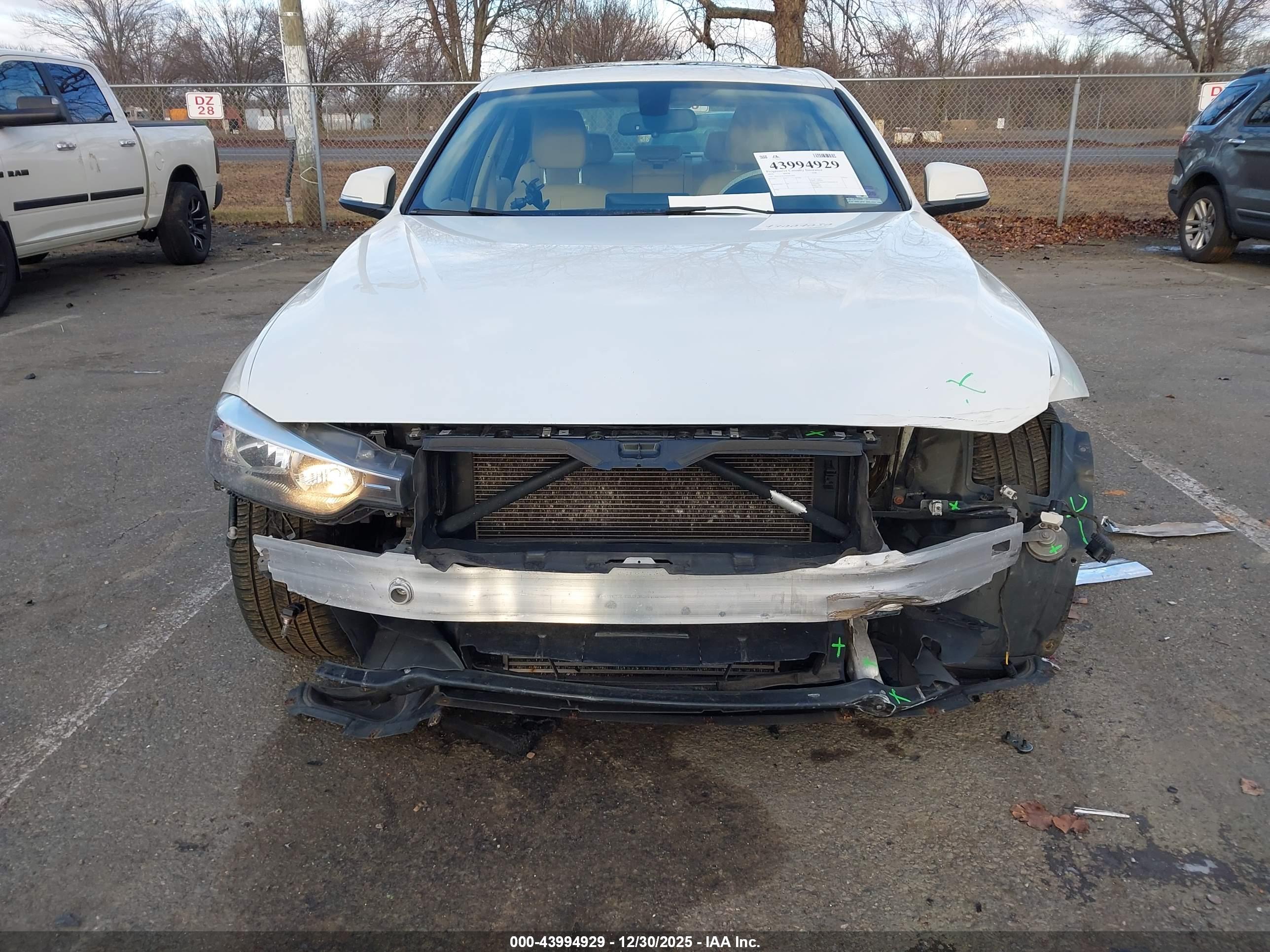 BMW 328I image 6