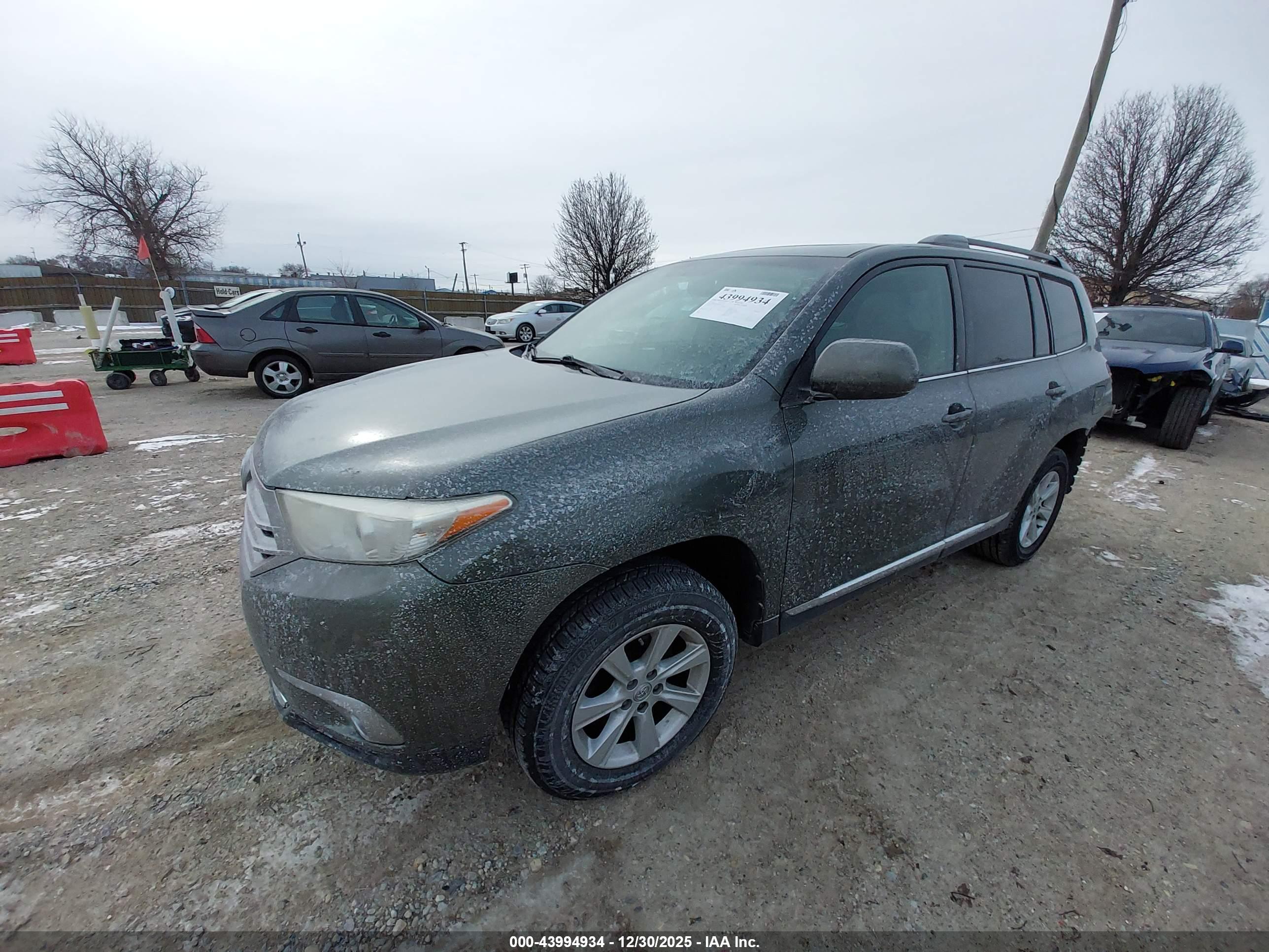 TOYOTA HIGHLANDER image 2