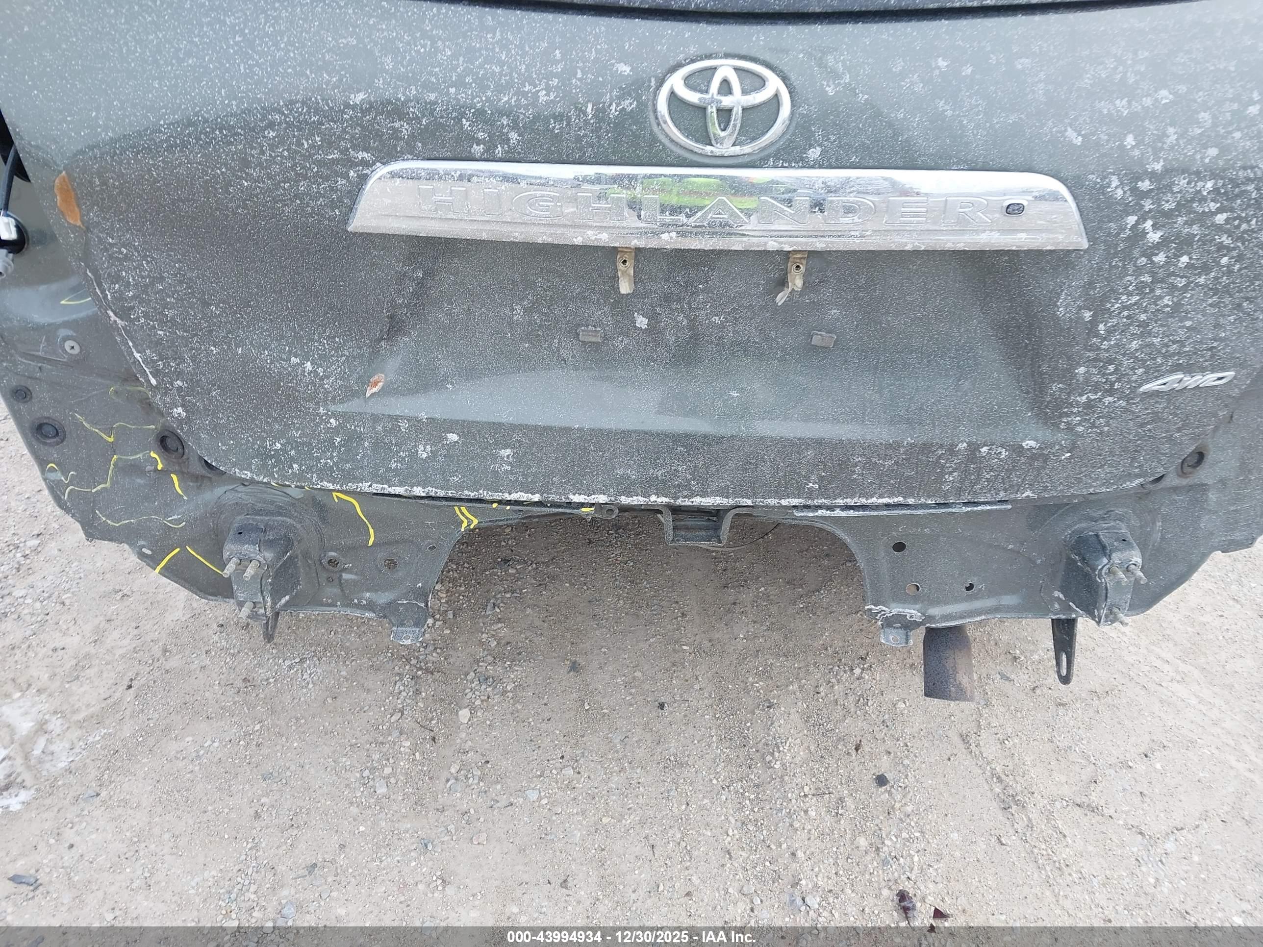 TOYOTA HIGHLANDER image 6