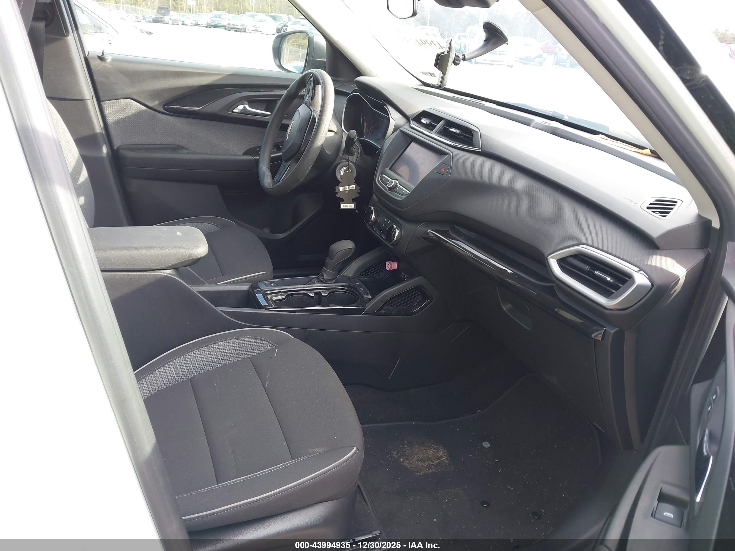 CHEVROLET TRAILBLAZER image 5