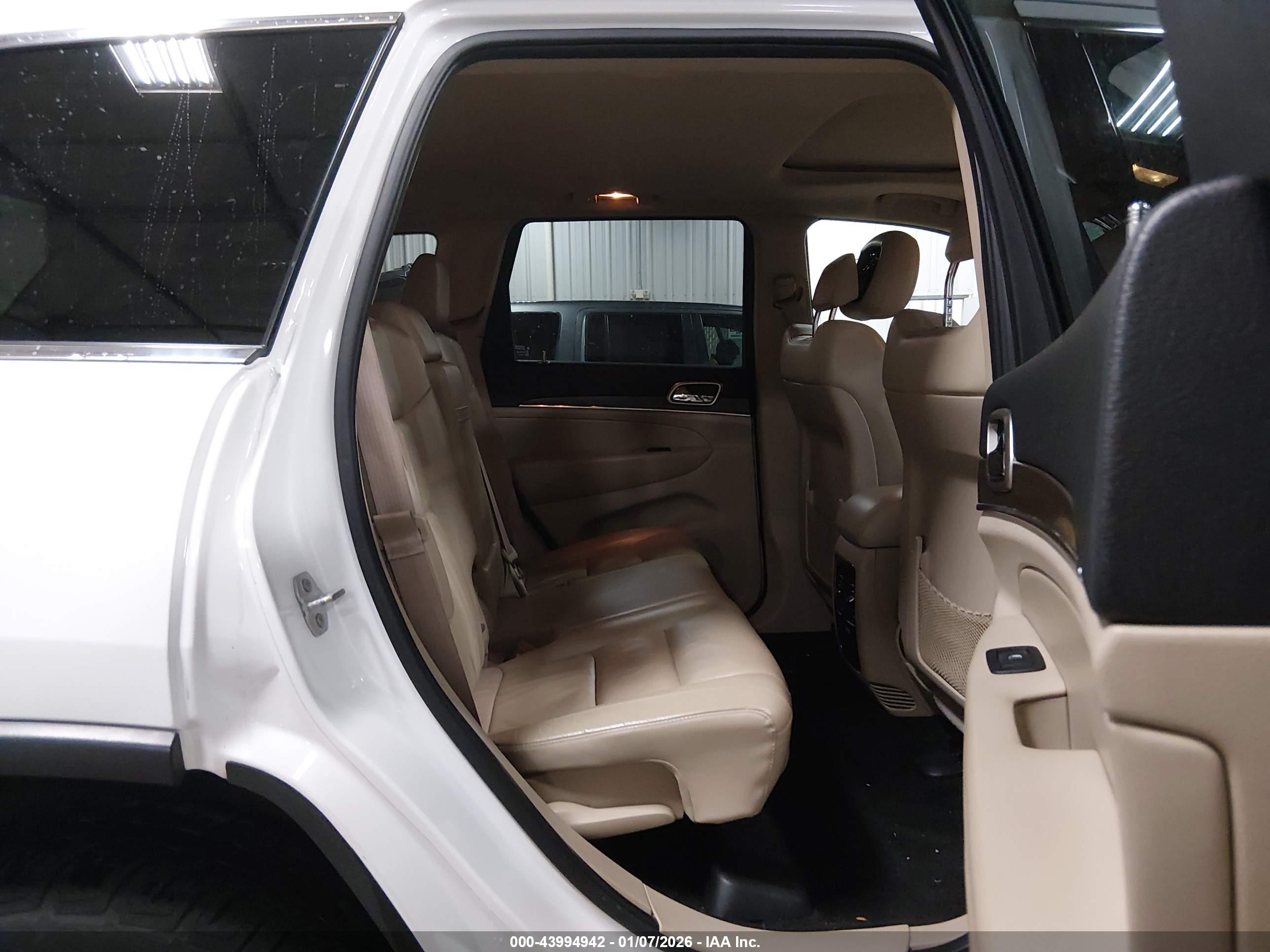 JEEP GRAND image 8
