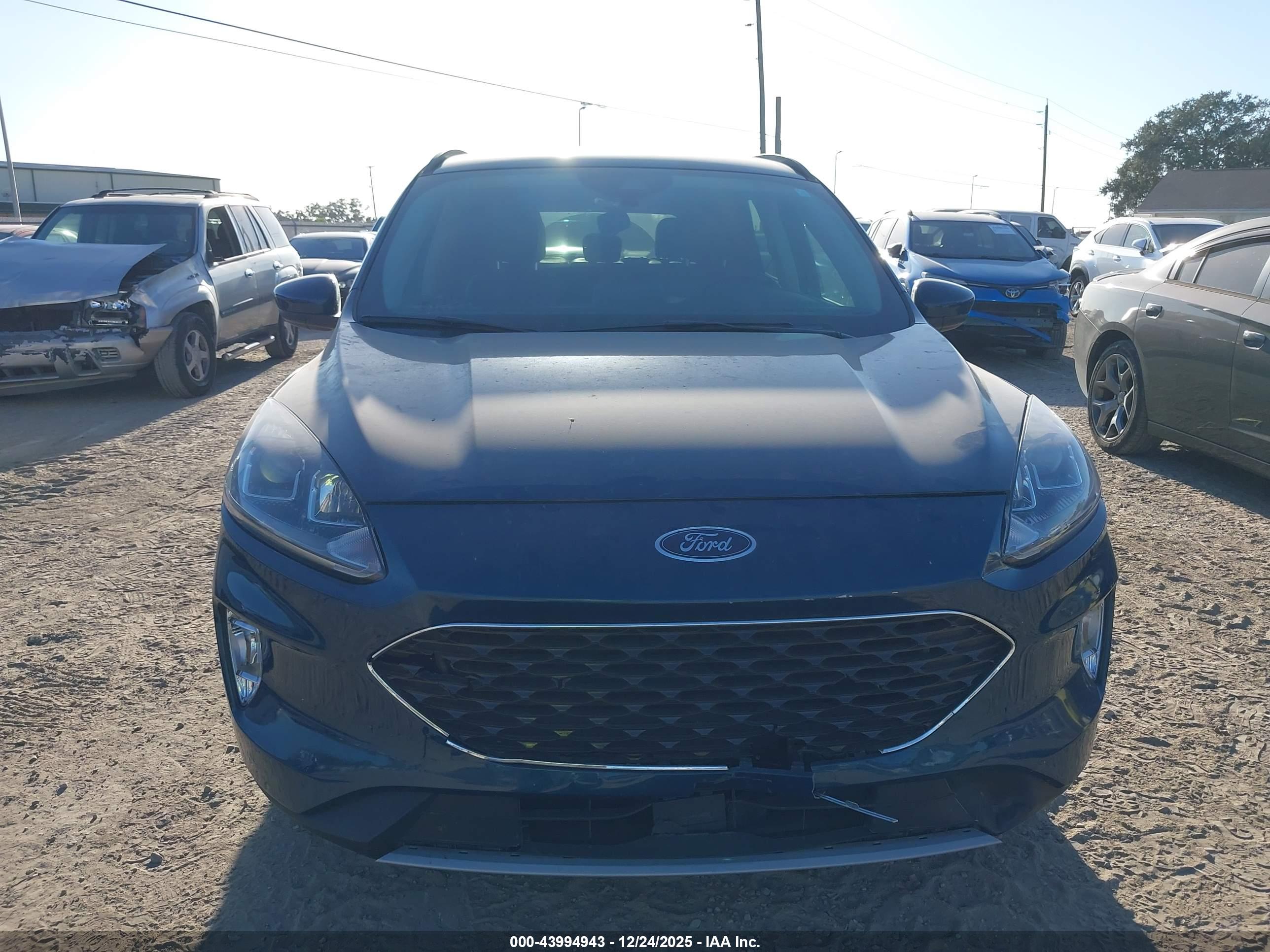 FORD ESCAPE image 6