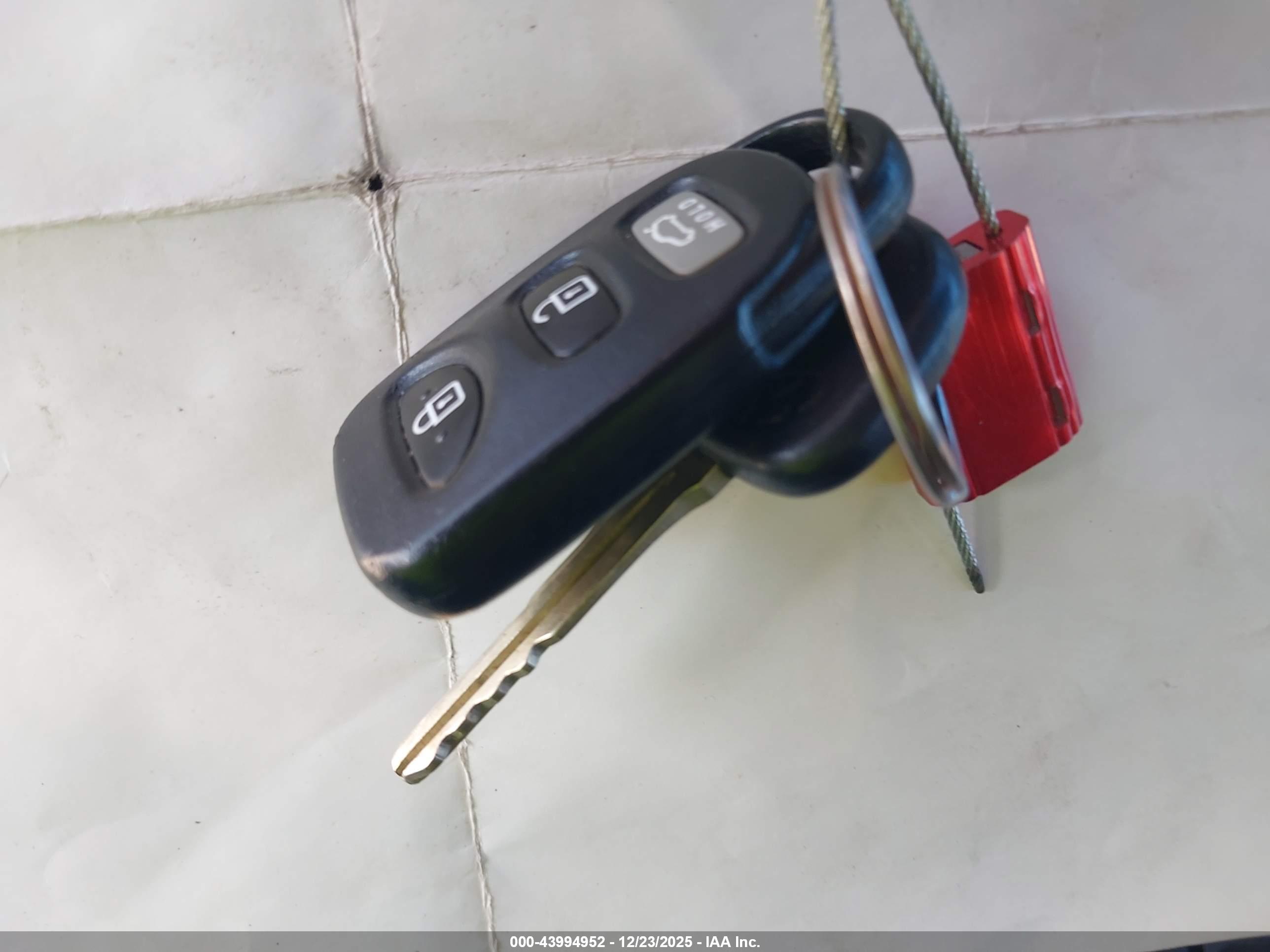 HYUNDAI ELANTRA image 11