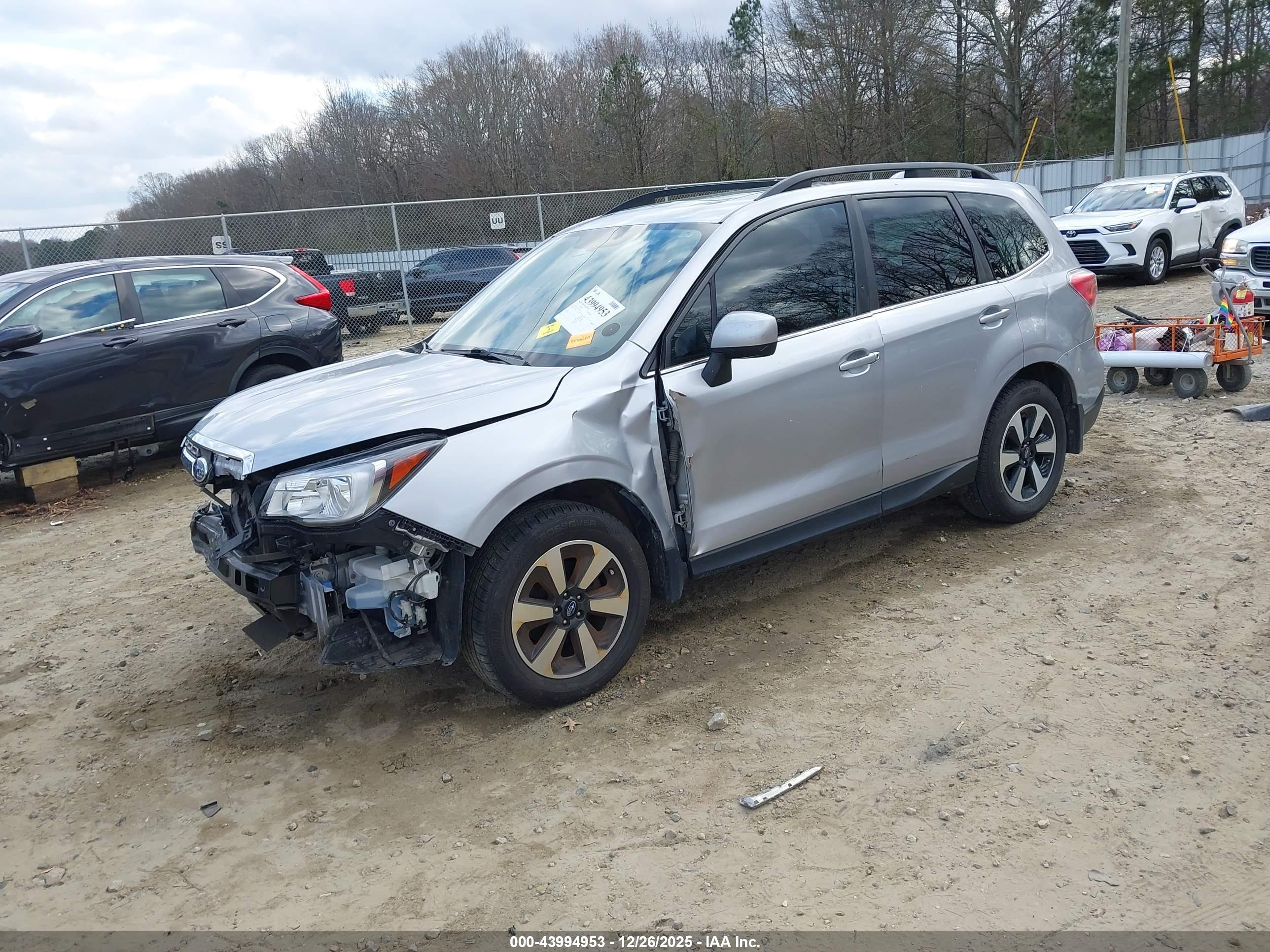 SUBARU FORESTER image 2