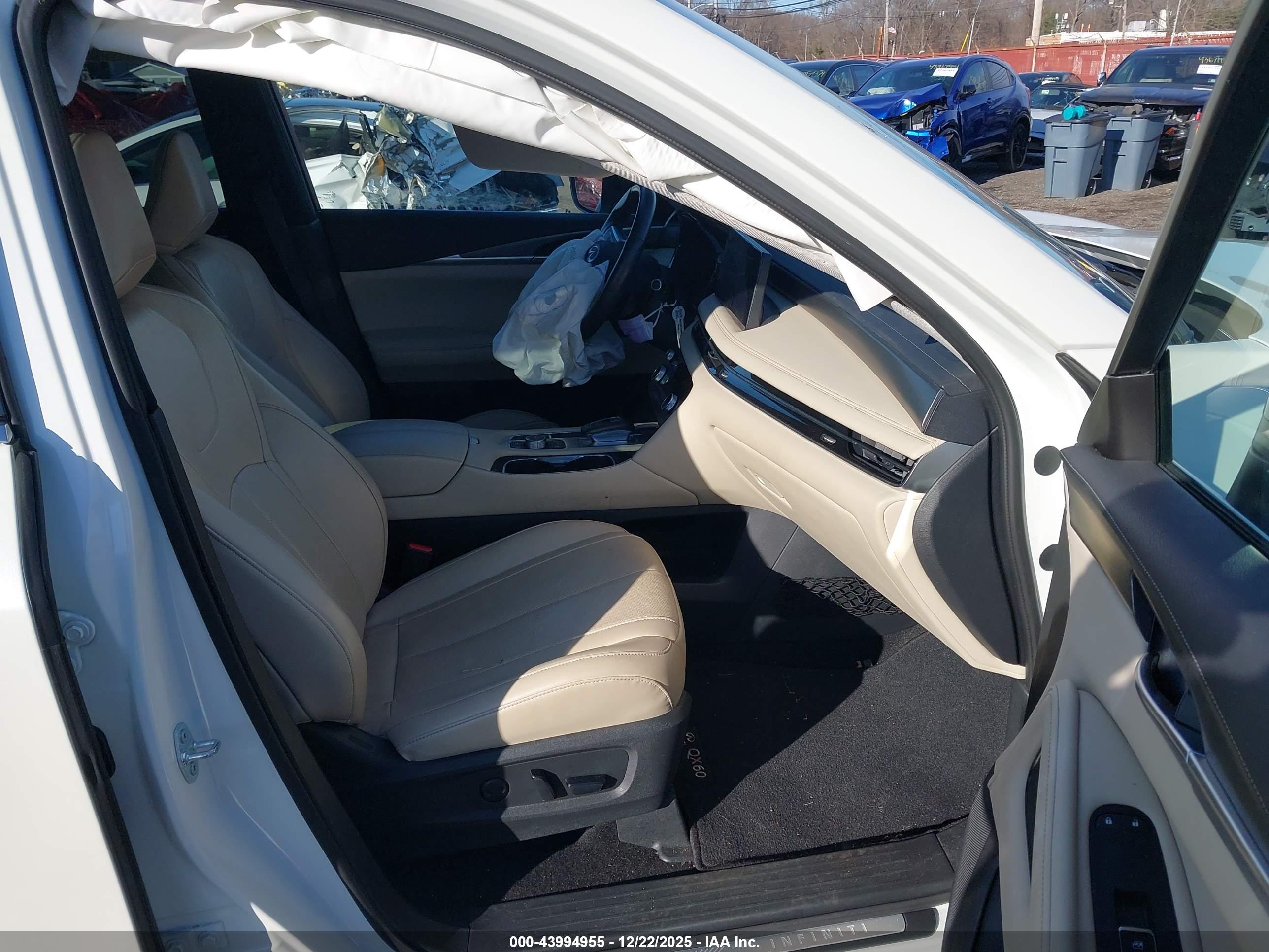 INFINITI QX60 image 5