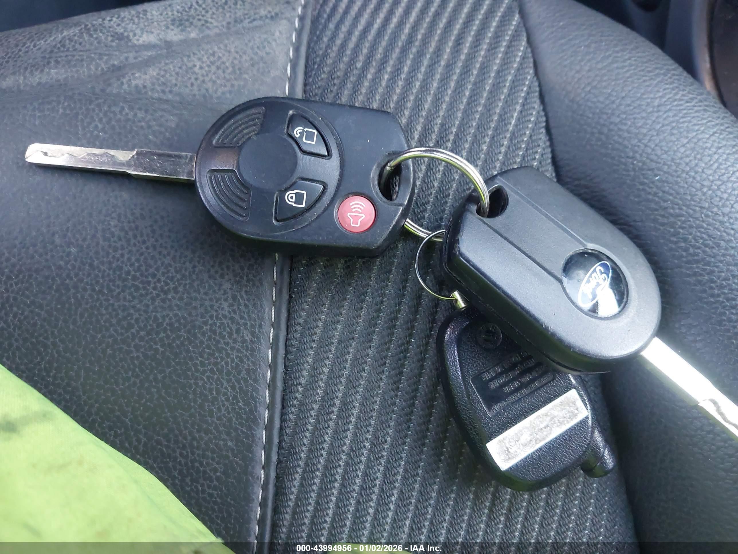 FORD ESCAPE image 11