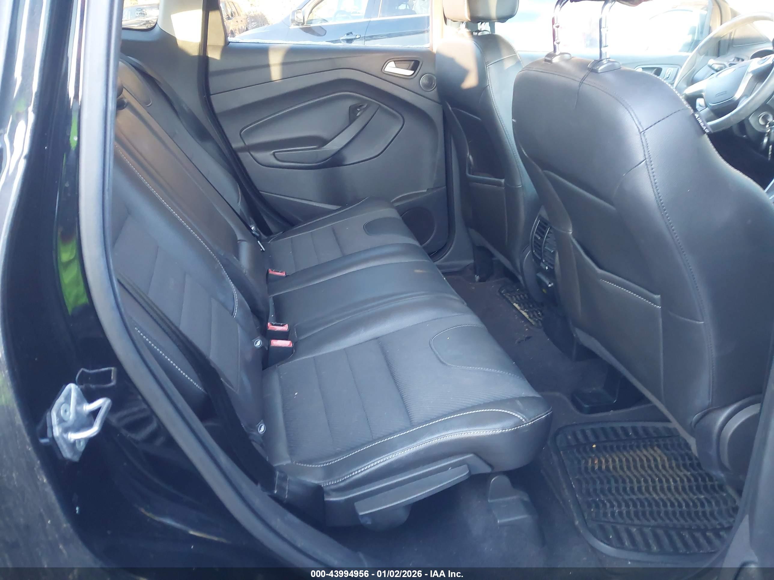 FORD ESCAPE image 8