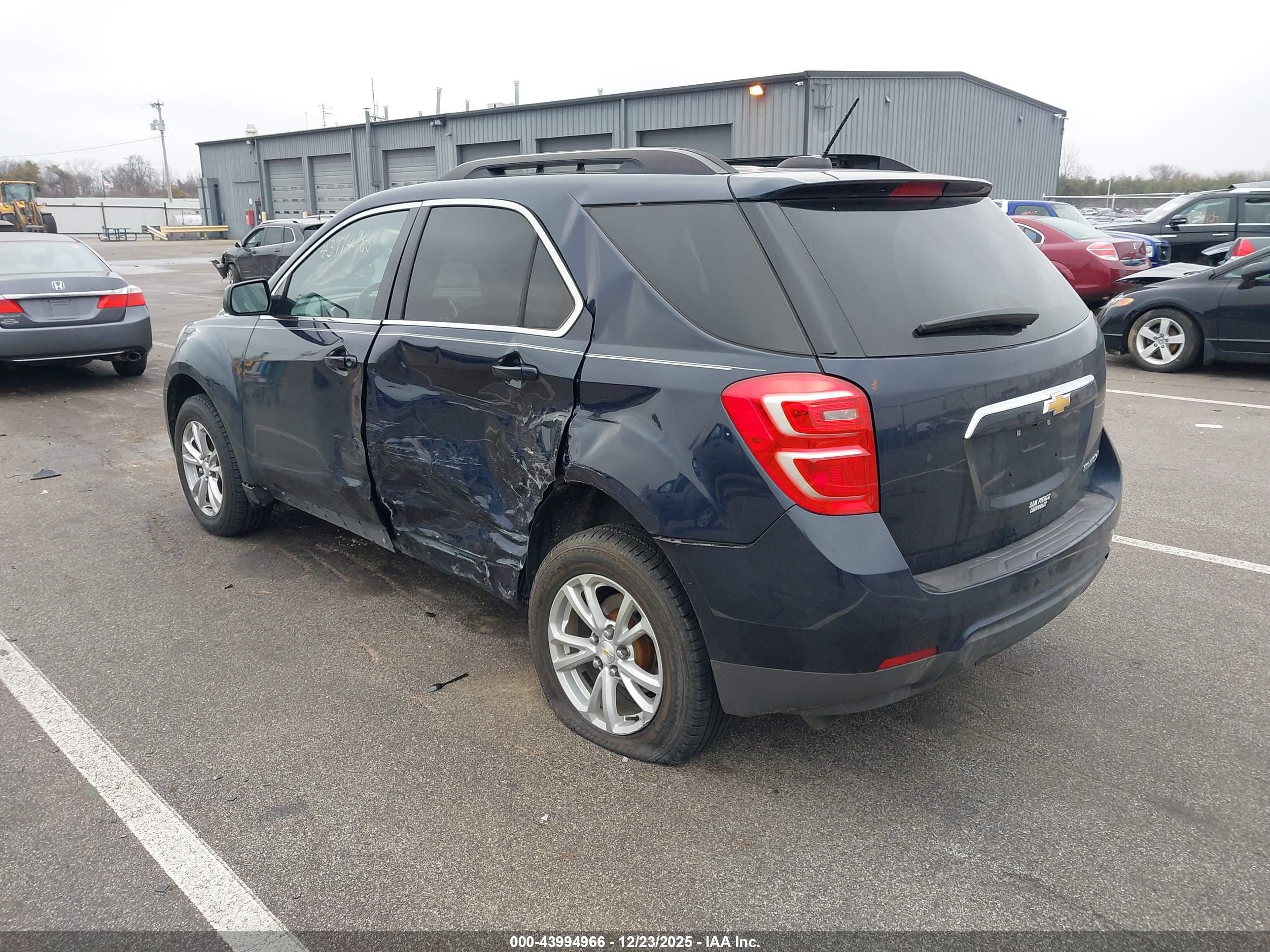 CHEVROLET EQUINOX image 3