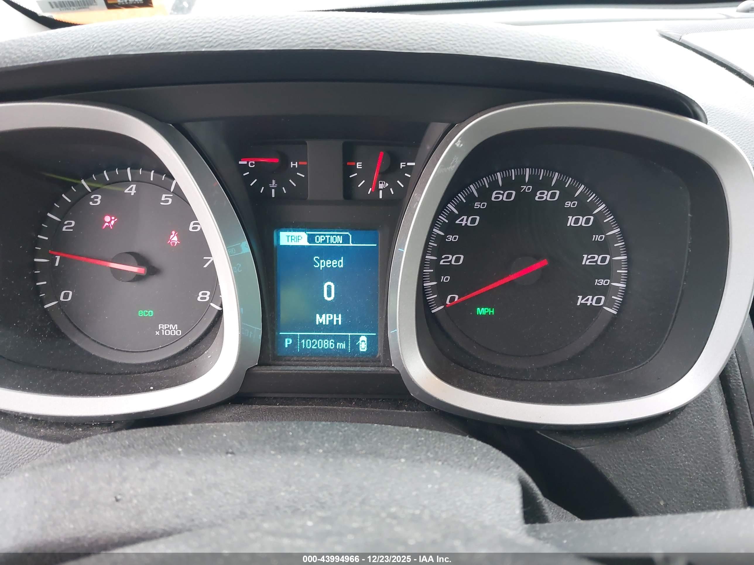 CHEVROLET EQUINOX image 7