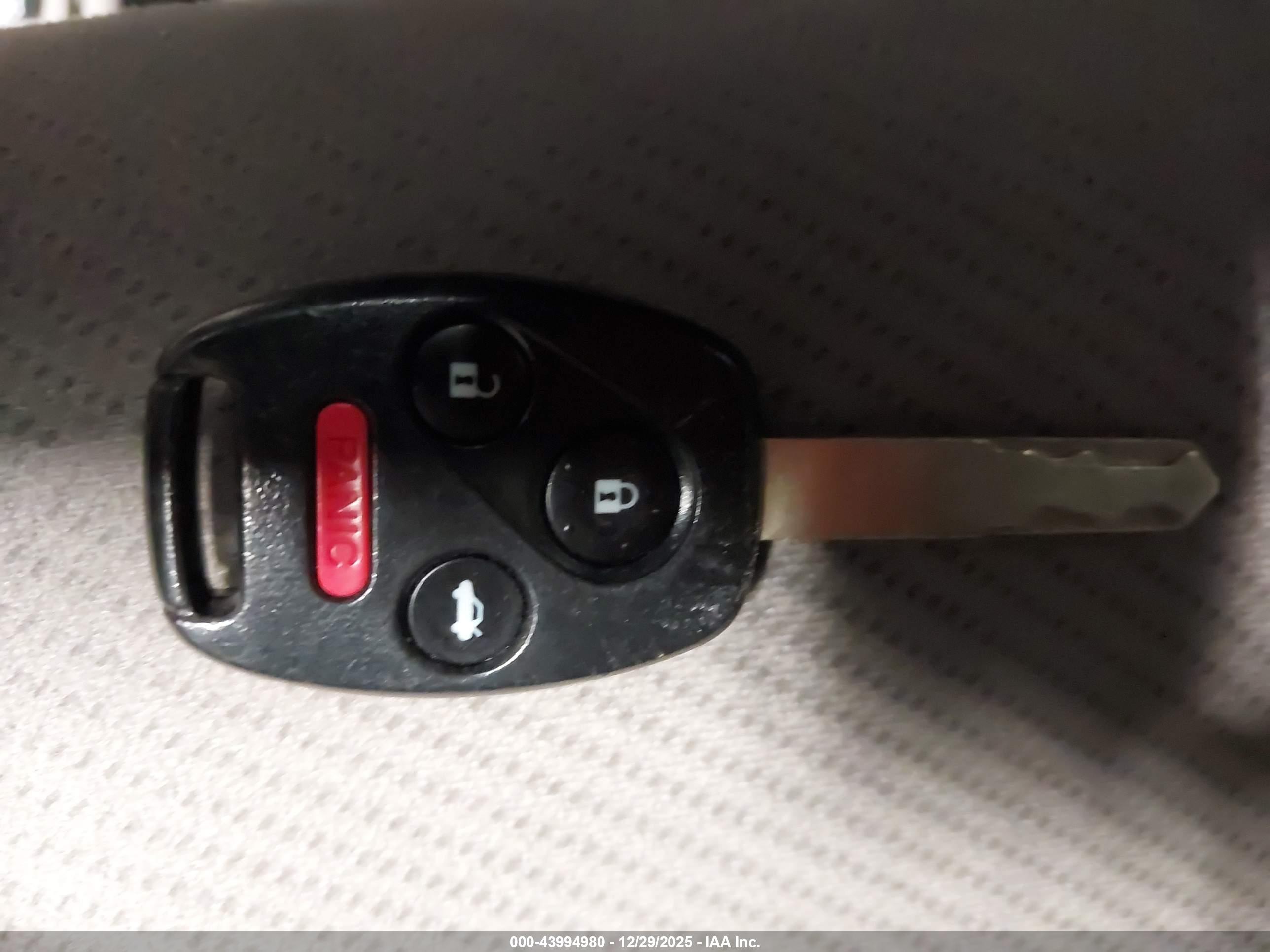 HONDA CIVIC image 11