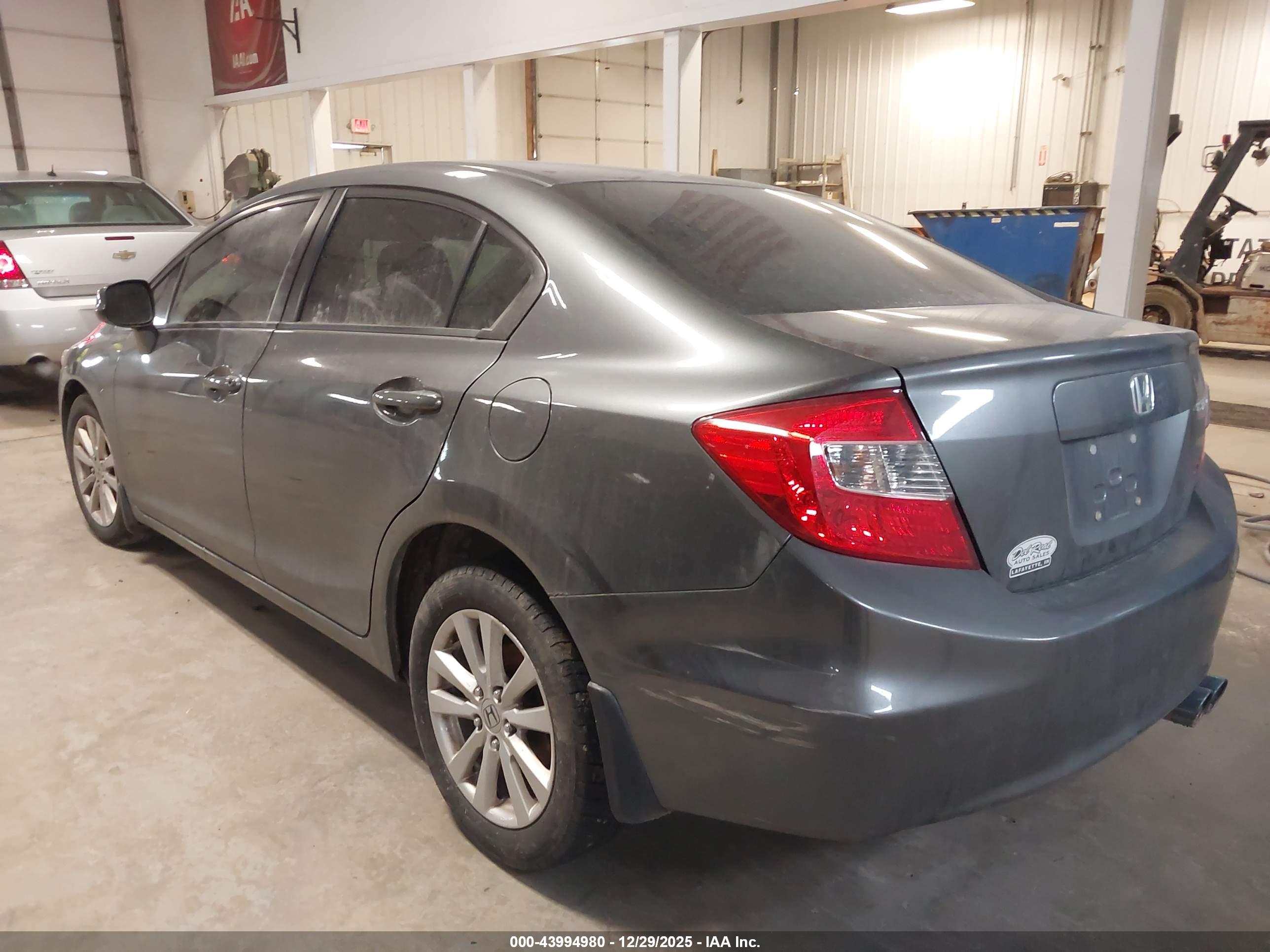 HONDA CIVIC image 3