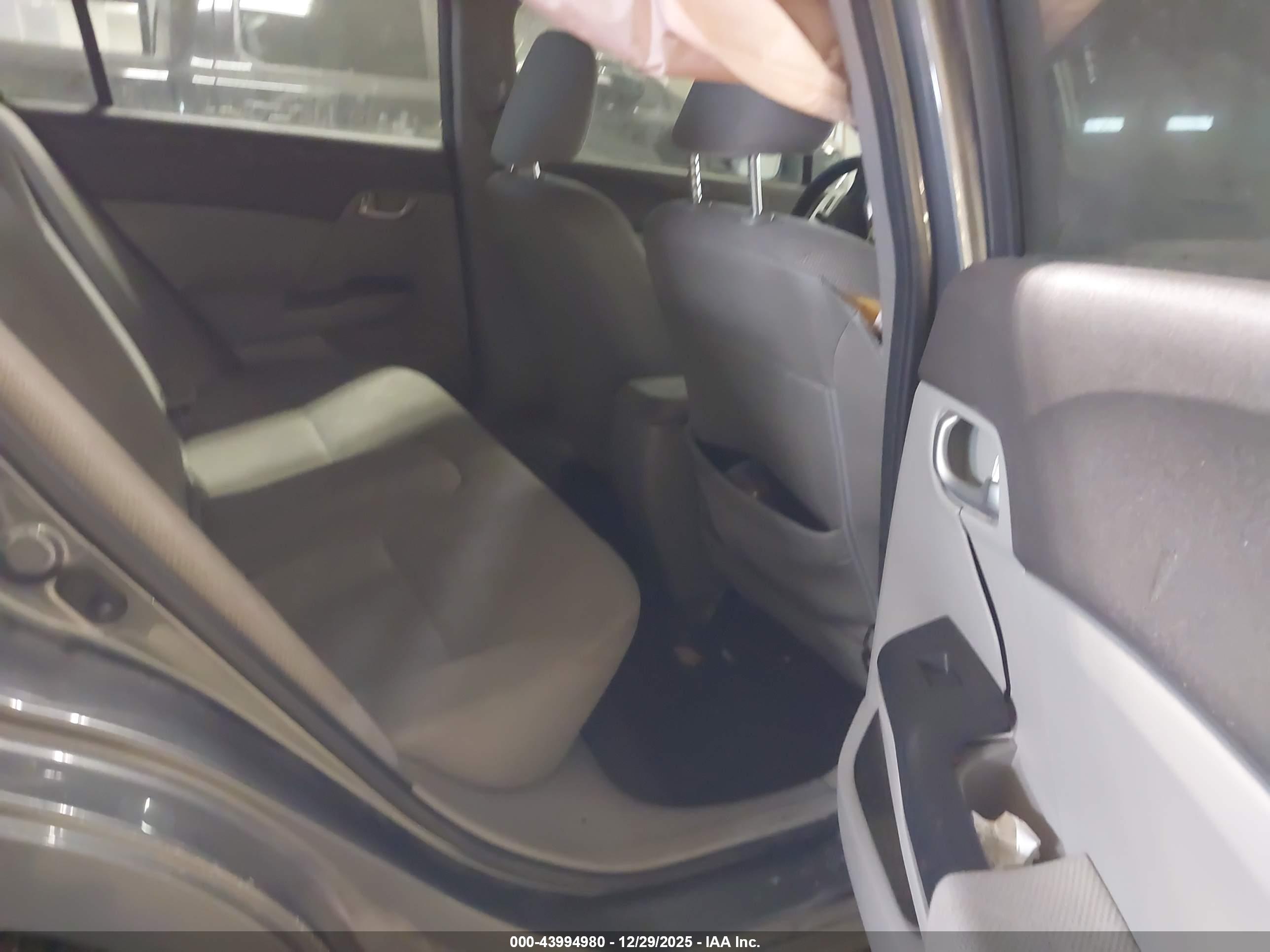 HONDA CIVIC image 8
