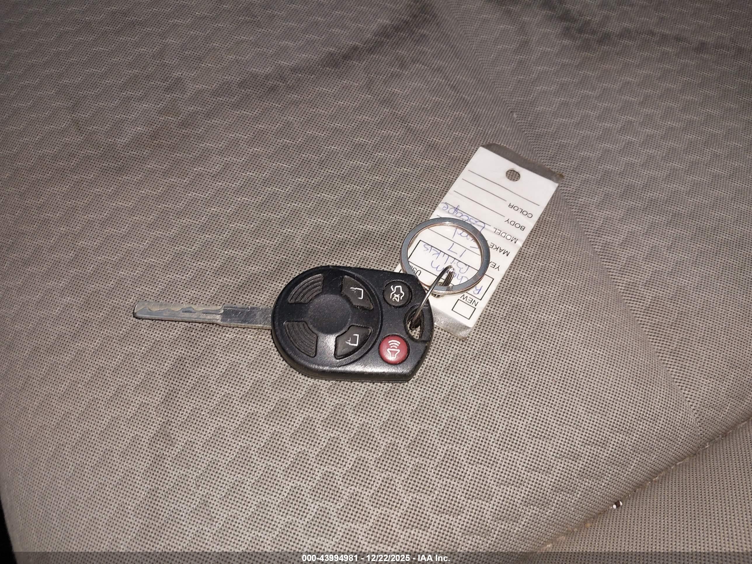 FORD ESCAPE image 11