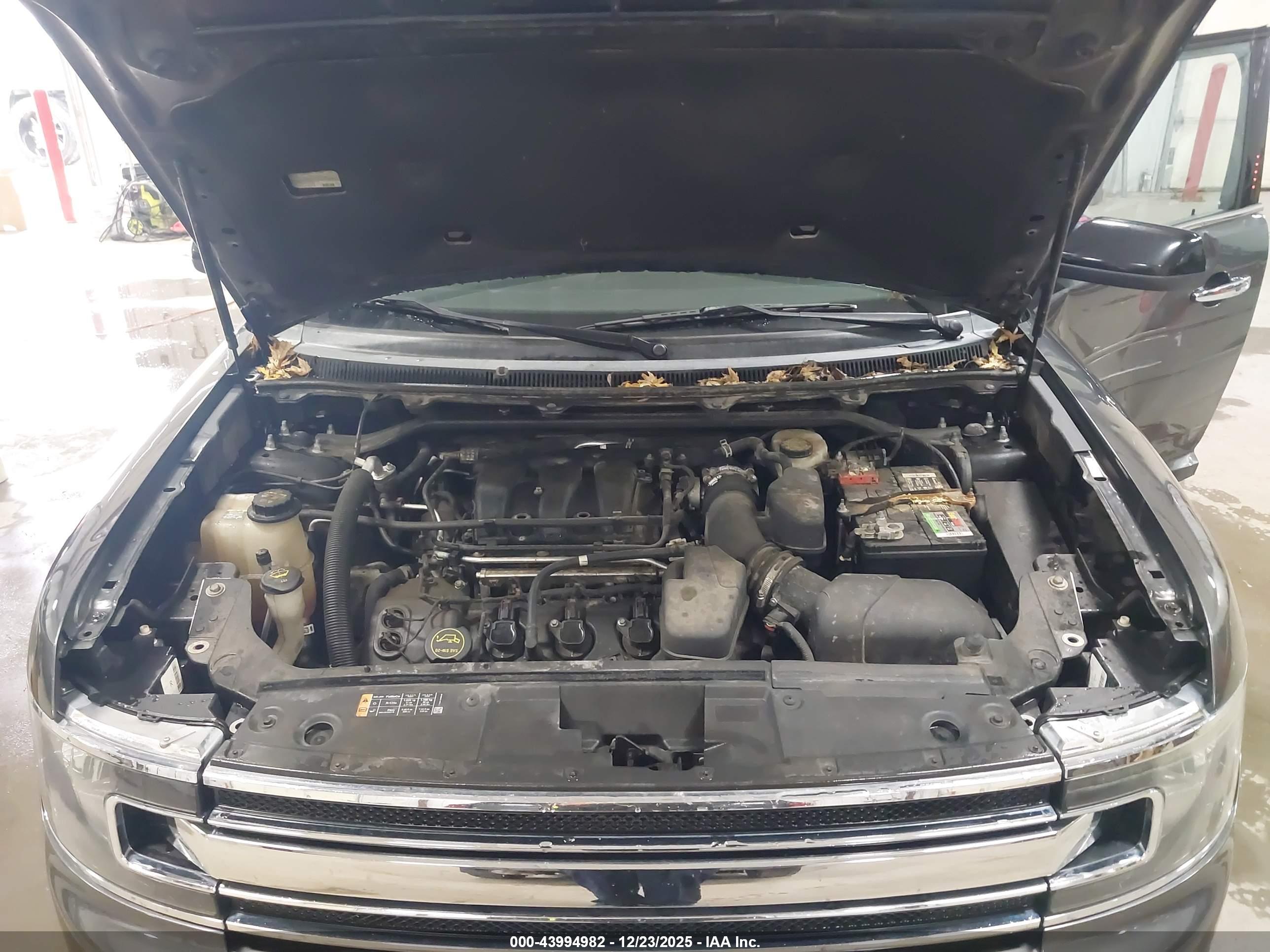 FORD FLEX image 10