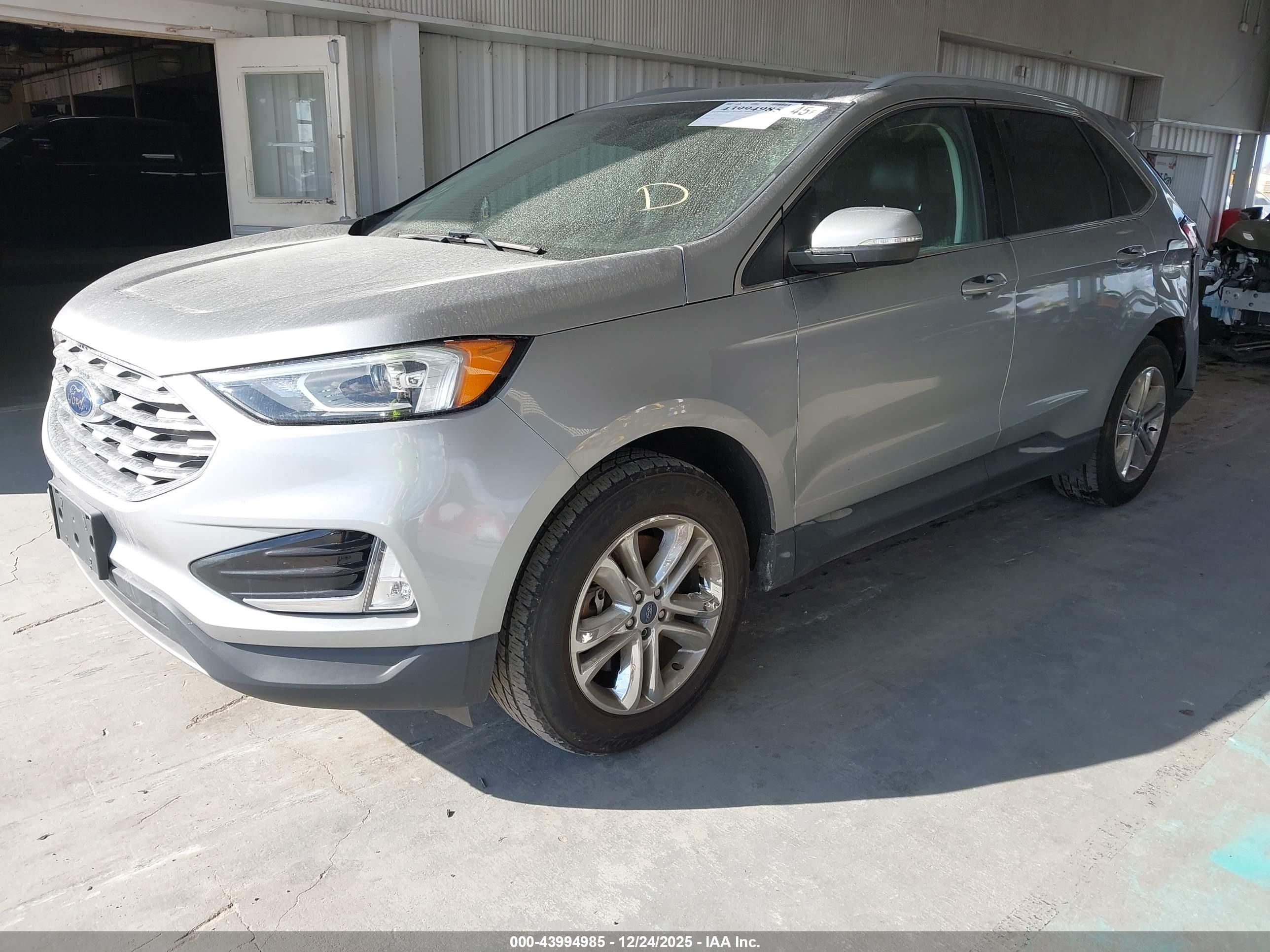 FORD EDGE image 2