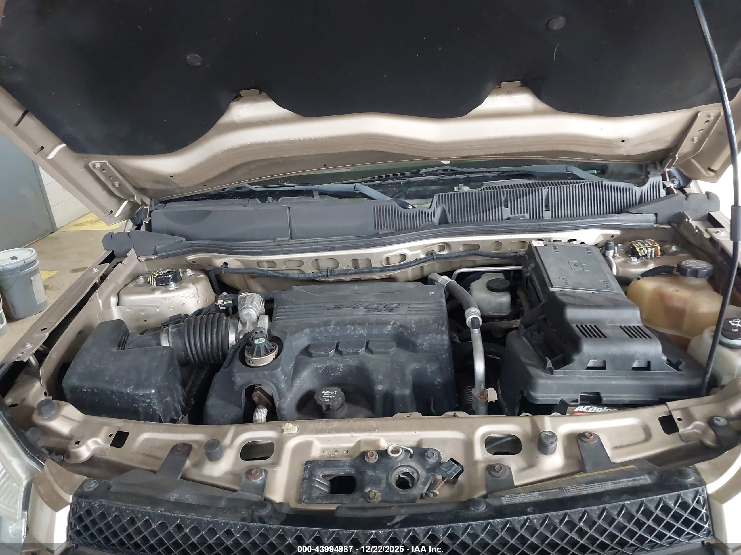 CHEVROLET EQUINOX image 10