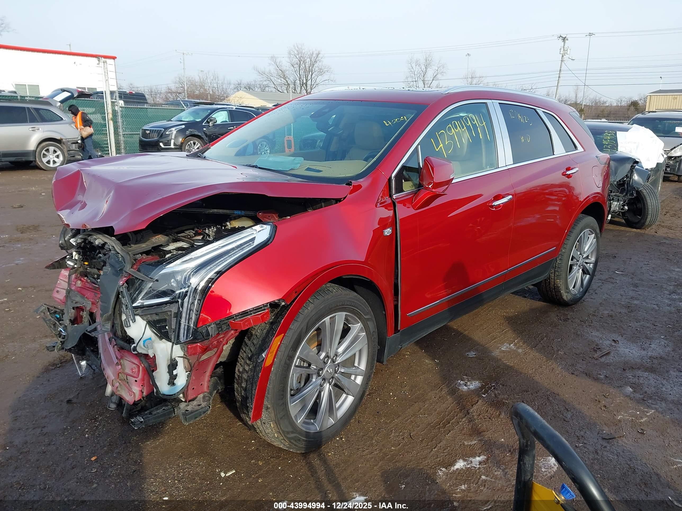 CADILLAC XT5 image 2