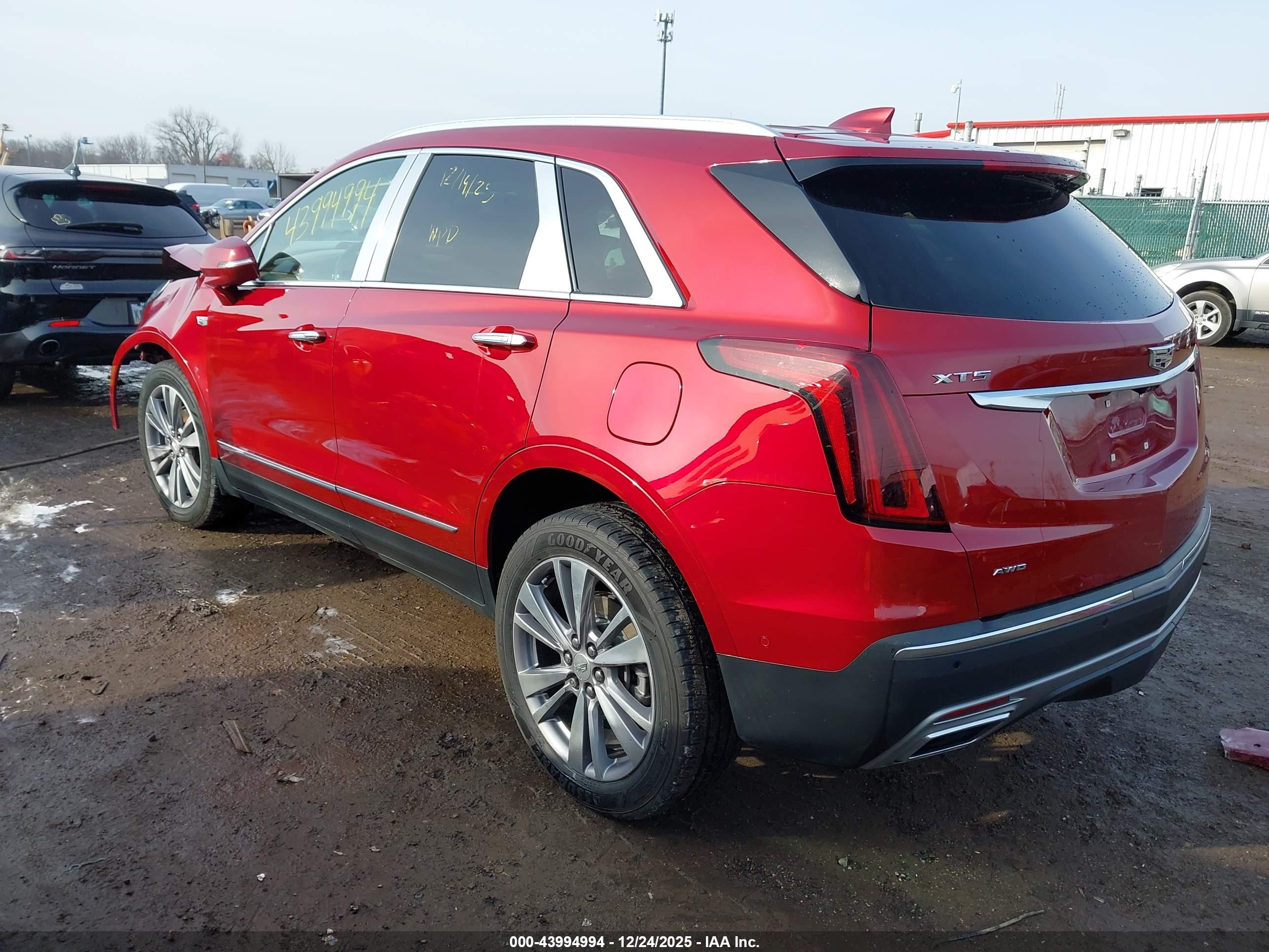 CADILLAC XT5 image 3
