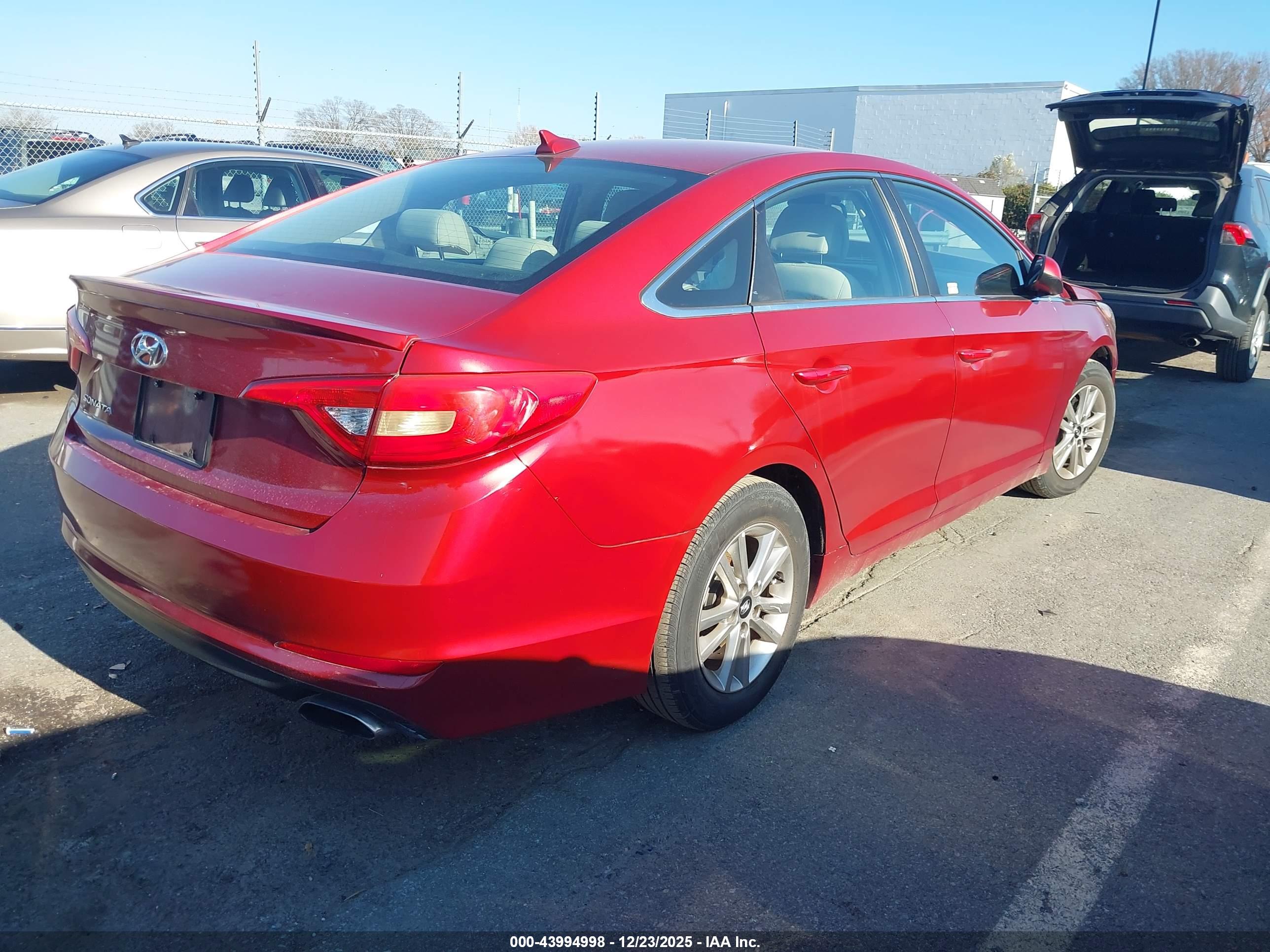 HYUNDAI SONATA image 4