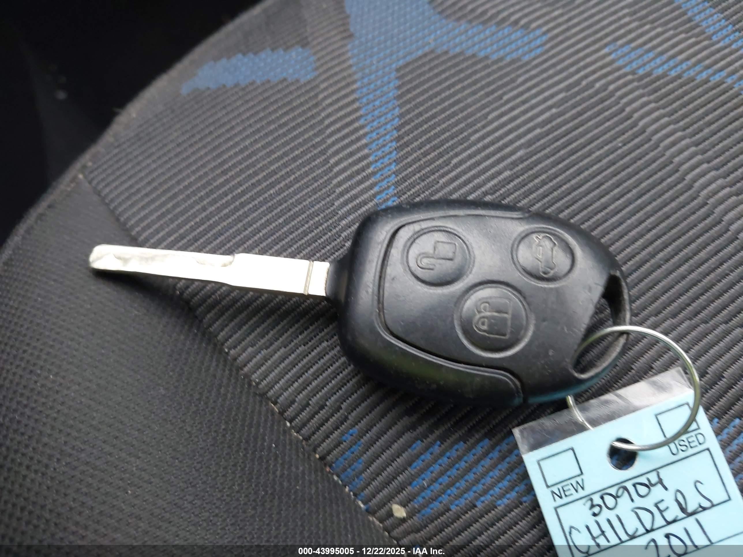 FORD FIESTA image 11