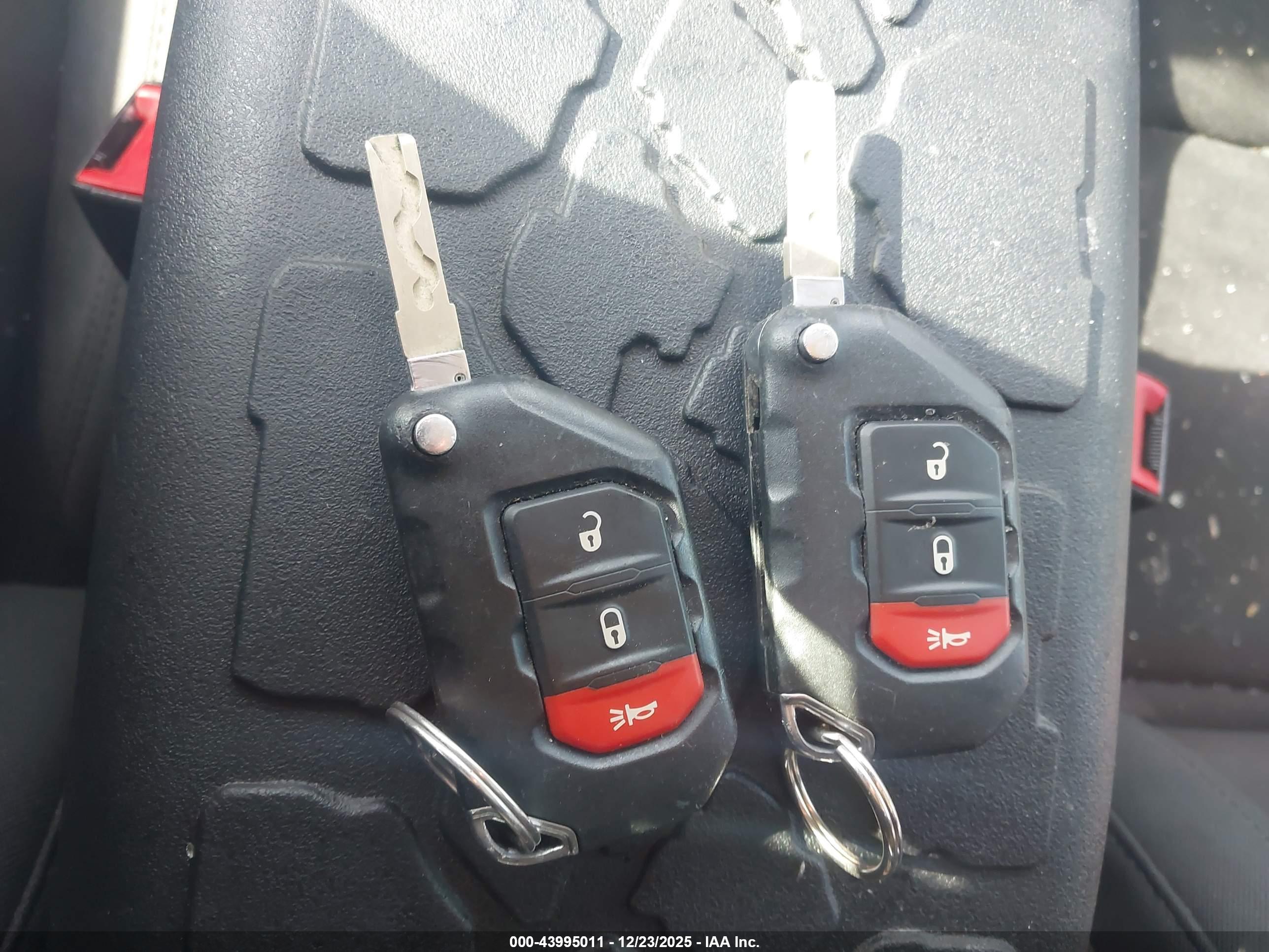 JEEP WRANGLER image 11