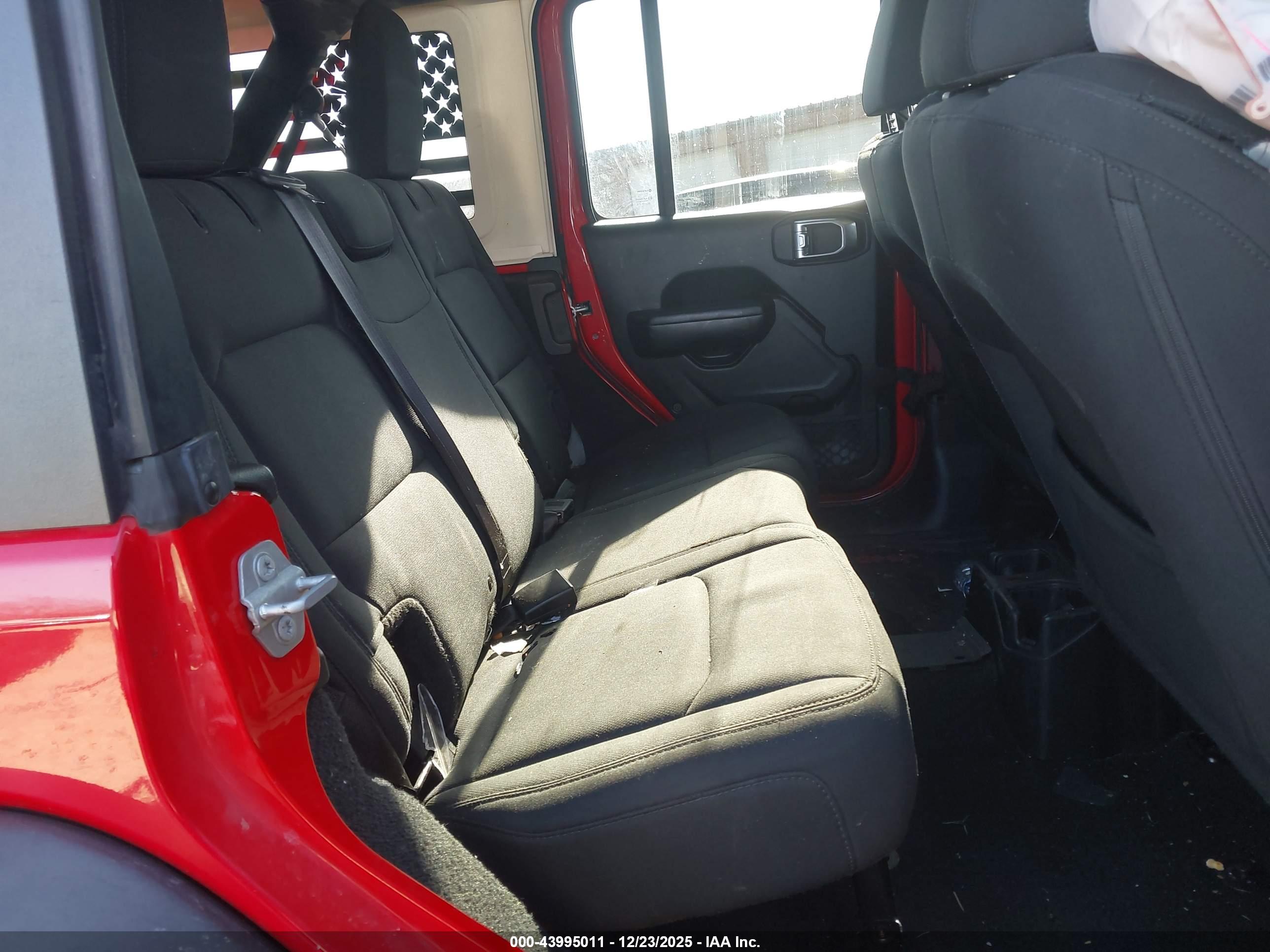 JEEP WRANGLER image 8