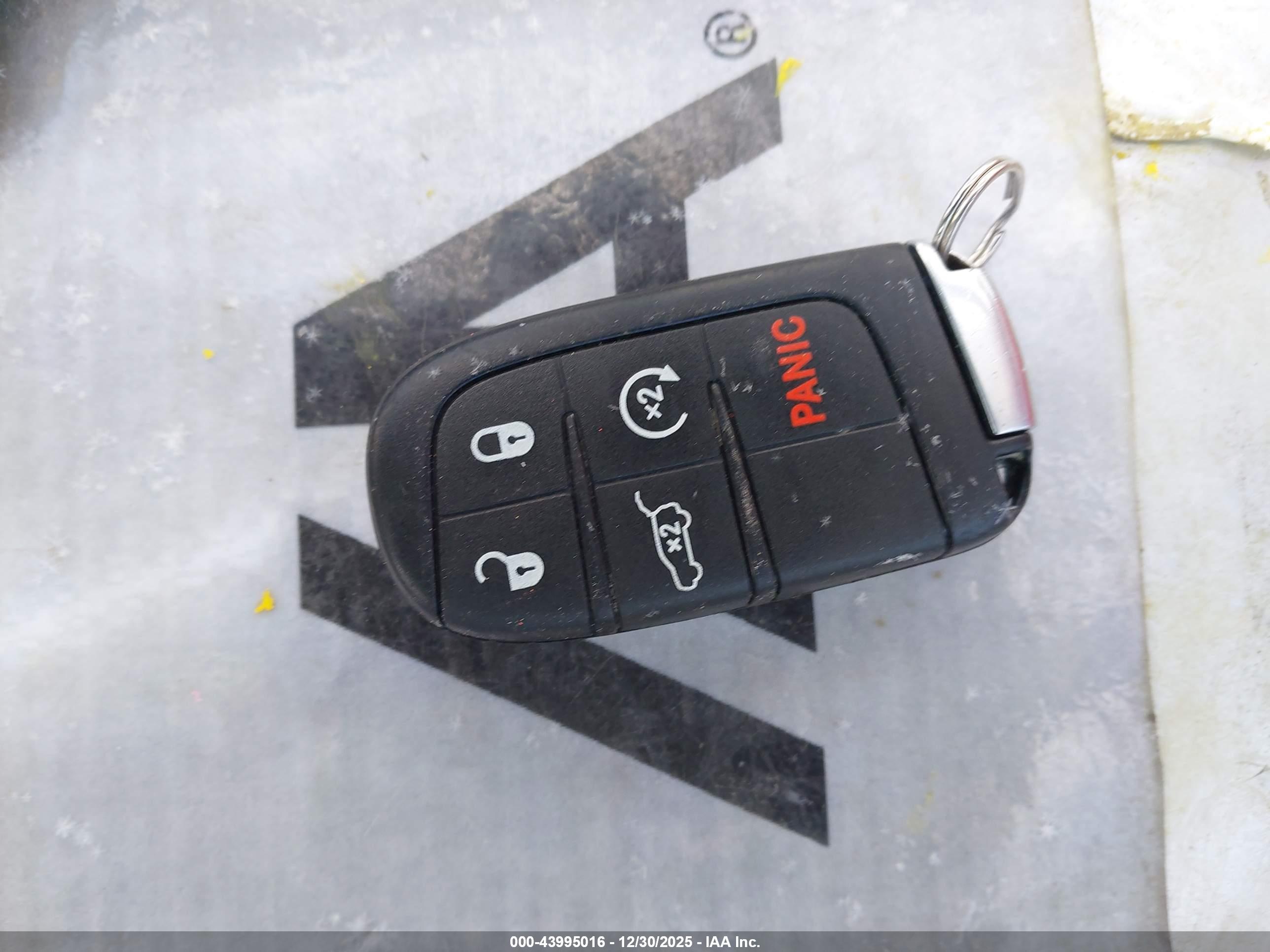 JEEP GRAND image 11