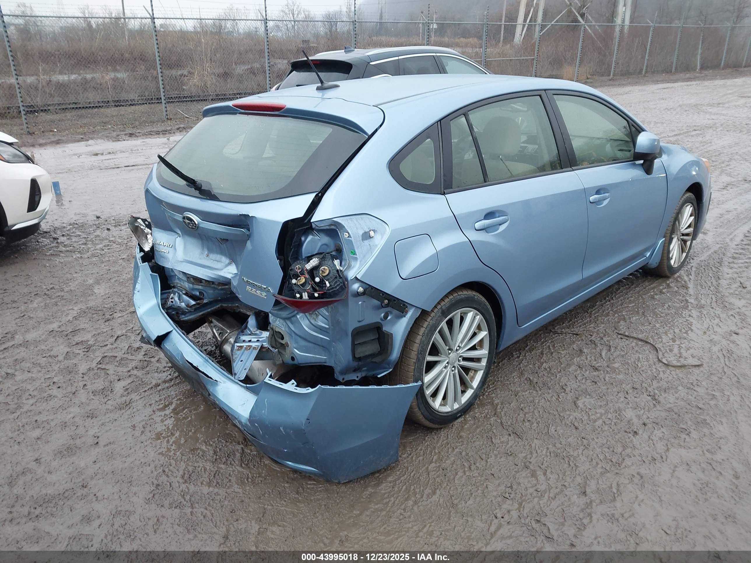 SUBARU IMPREZA image 4