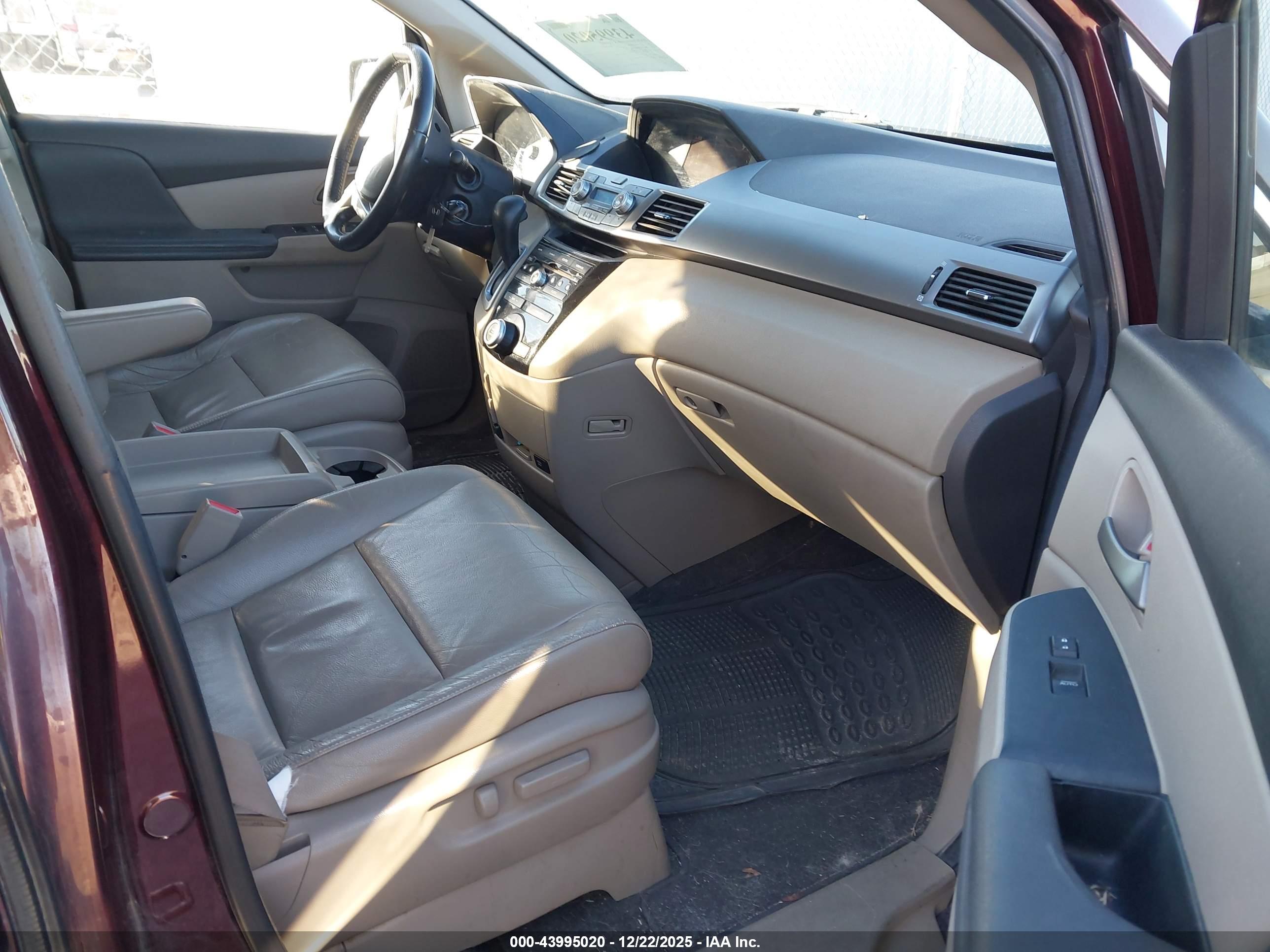 HONDA ODYSSEY image 5