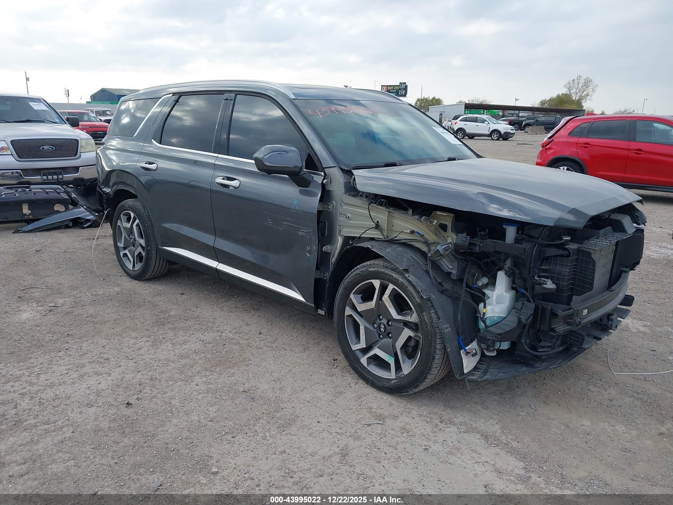 HYUNDAI PALISADE image 6