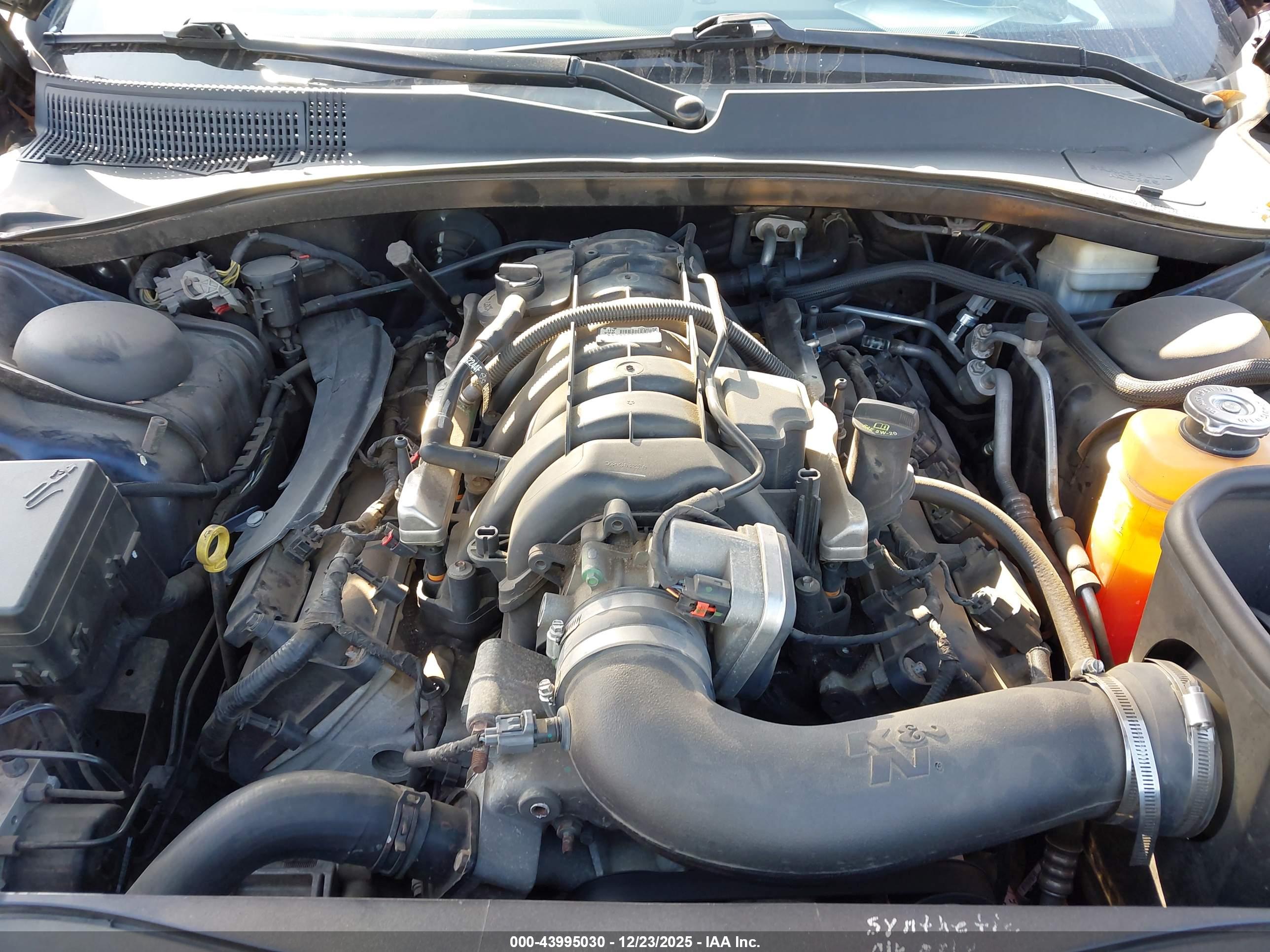 CHRYSLER 300C image 10