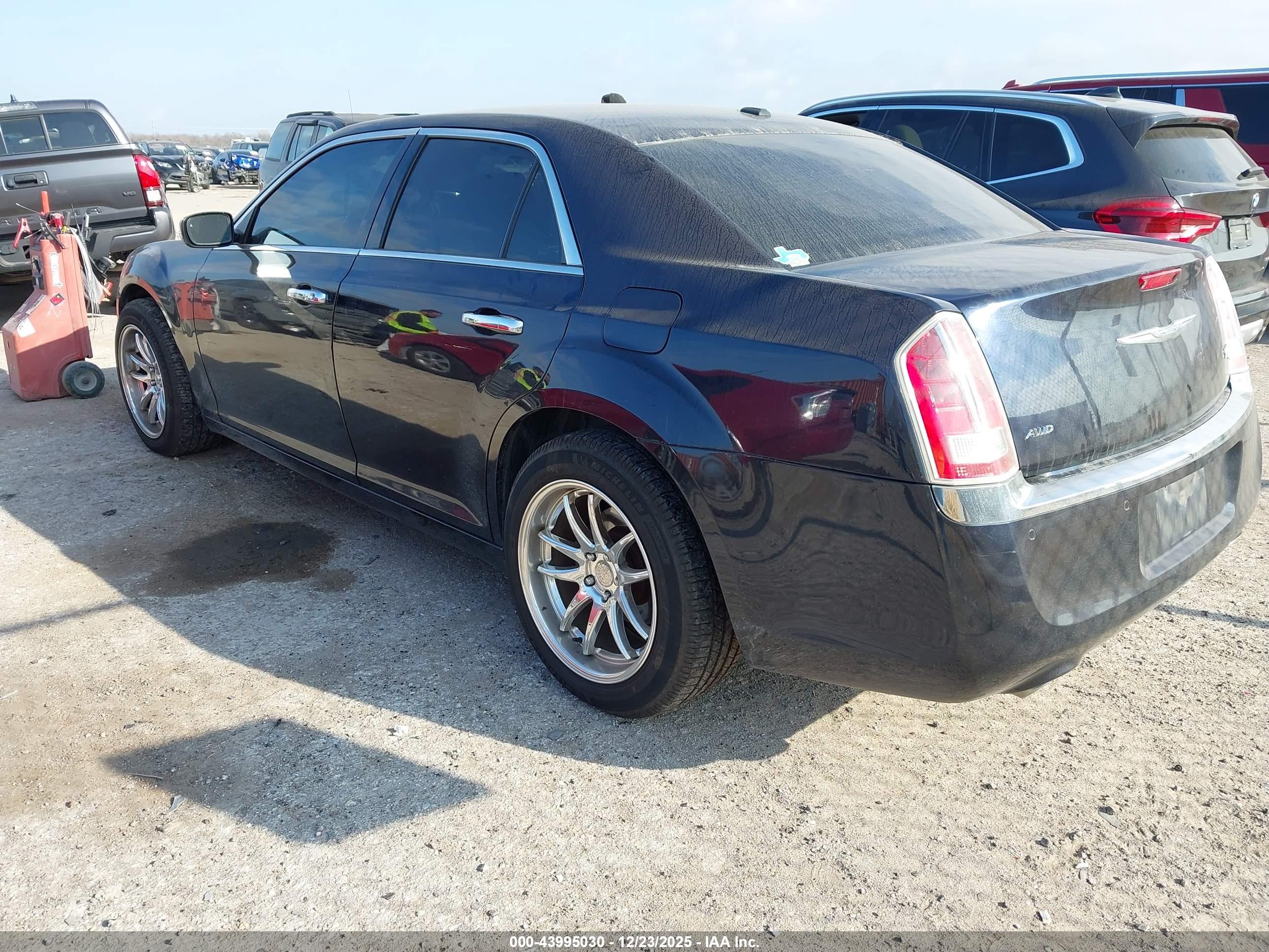 CHRYSLER 300C image 3