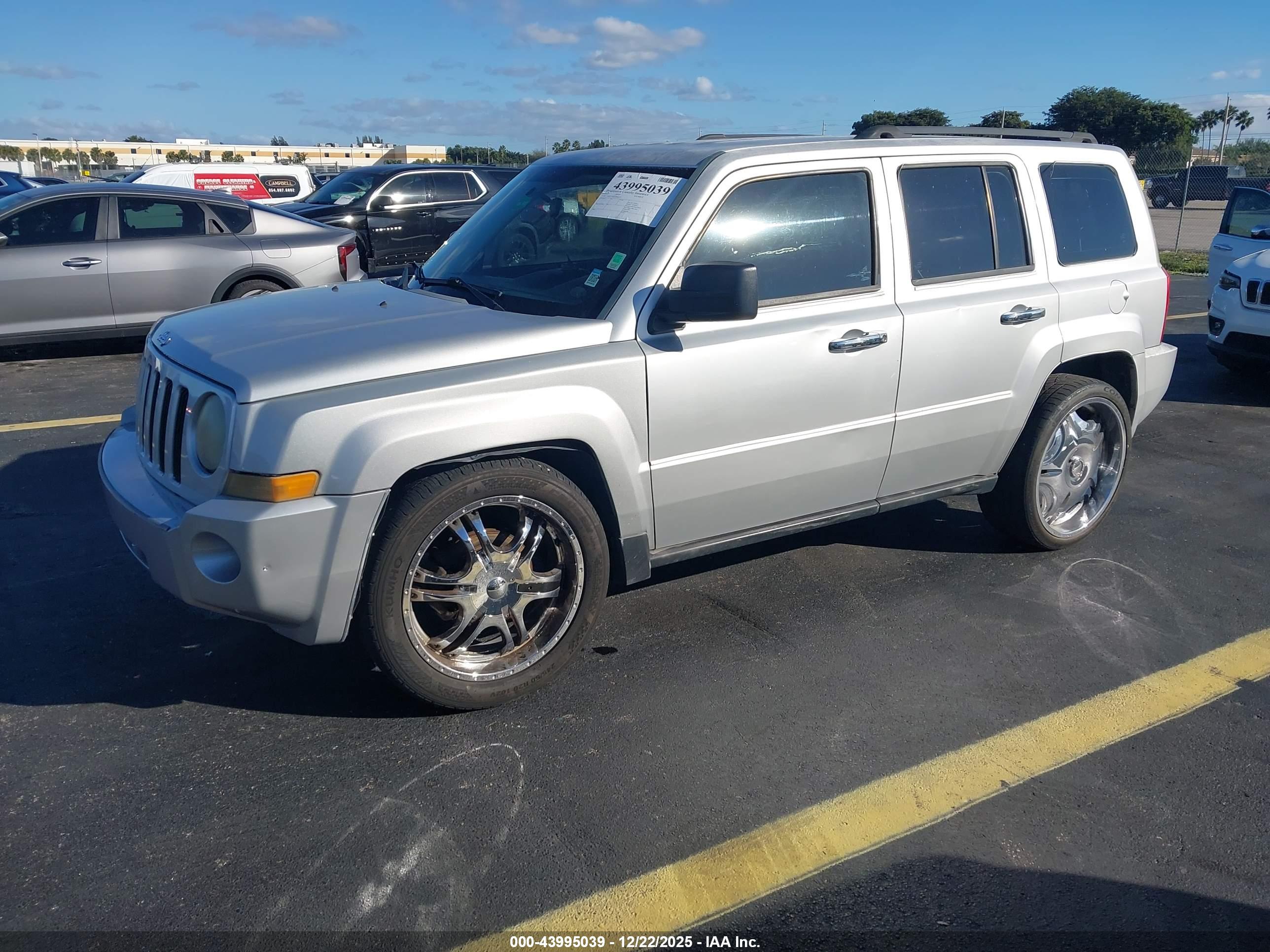 JEEP PATRIOT image 2