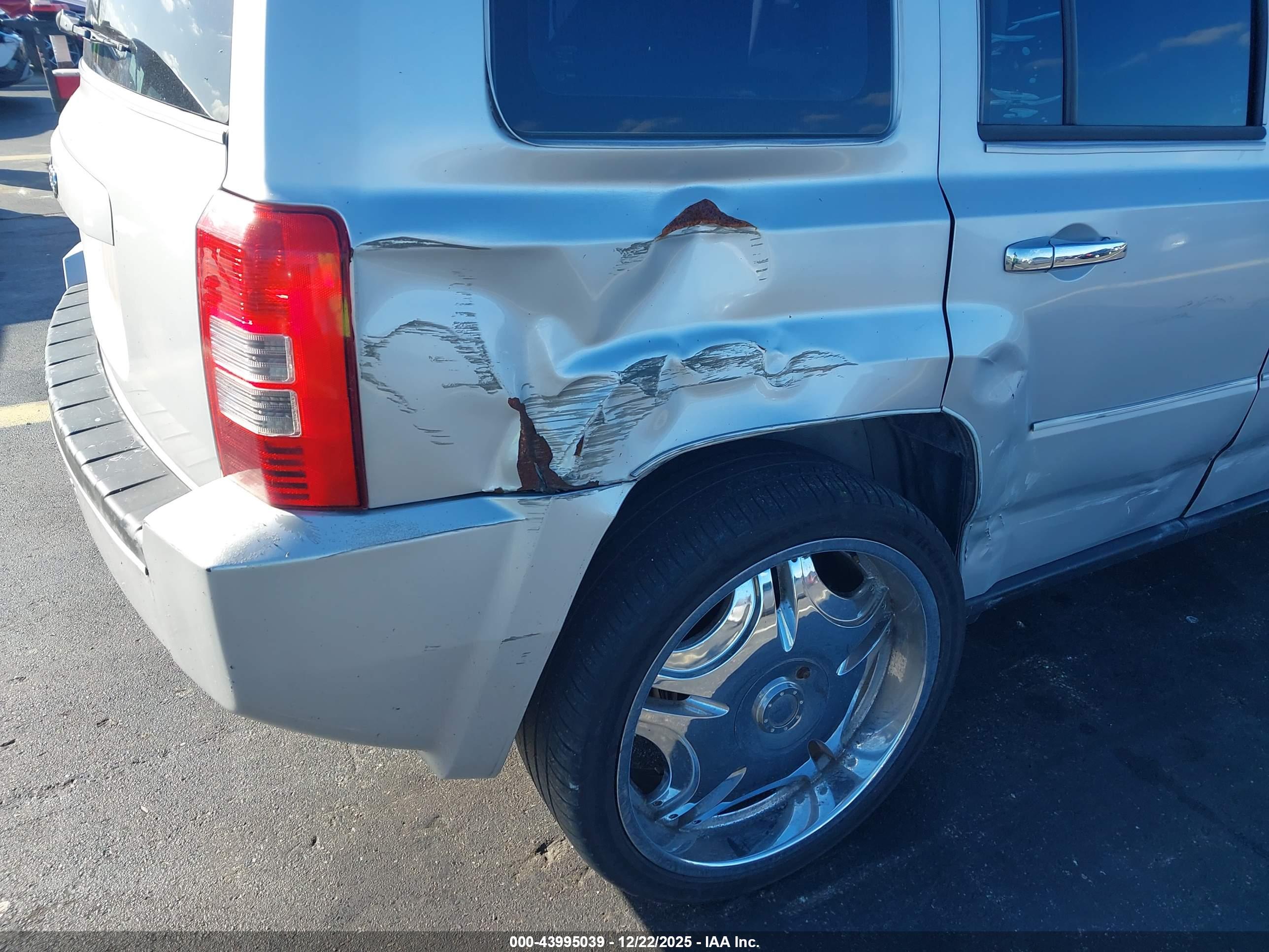 JEEP PATRIOT image 6