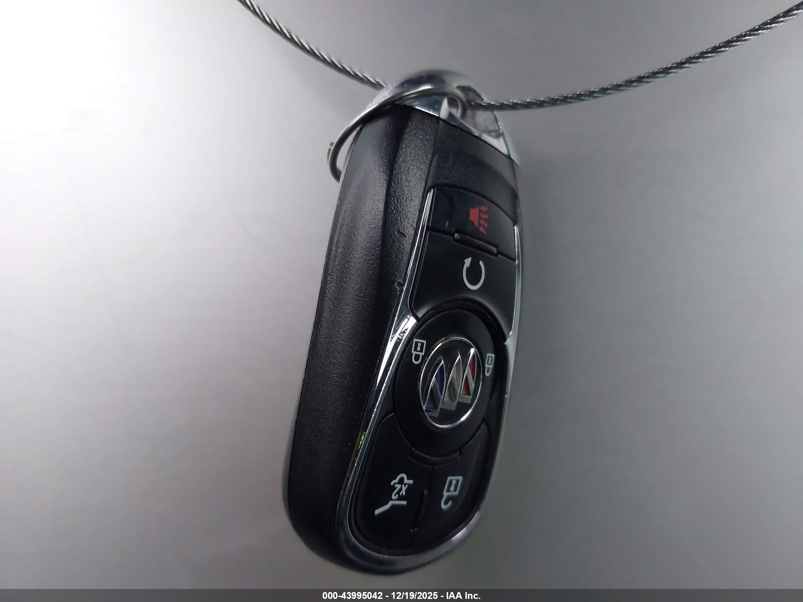 BUICK ENCLAVE image 11