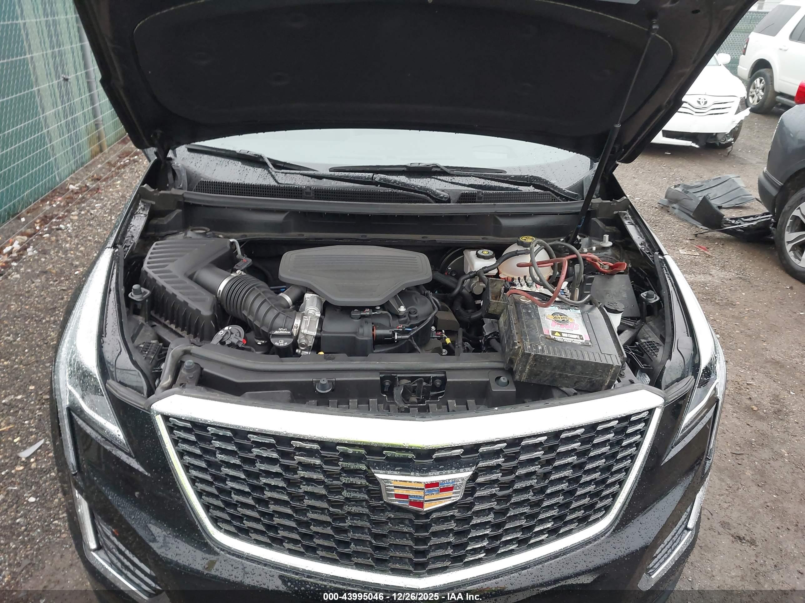 CADILLAC XT5 image 10