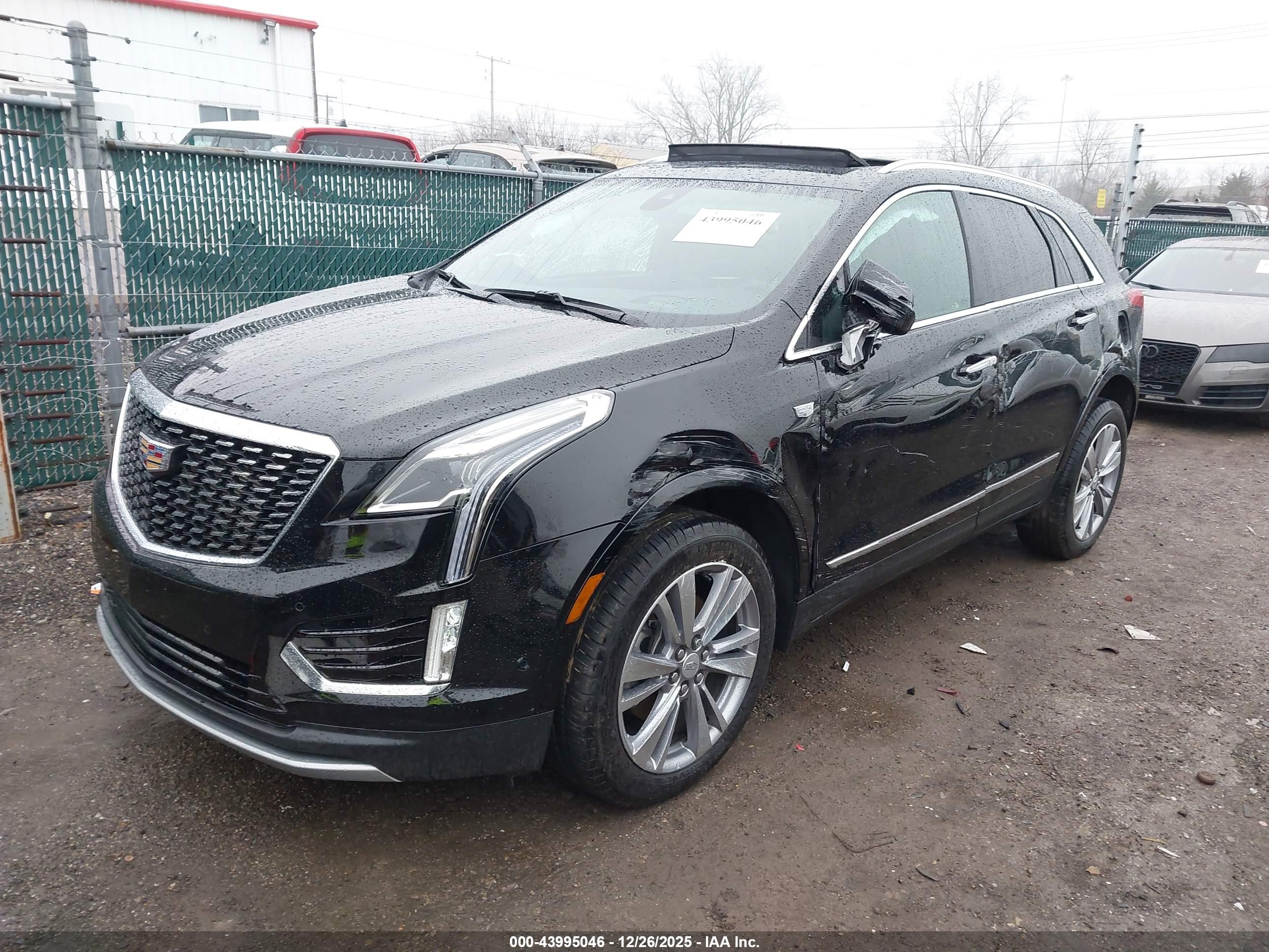 CADILLAC XT5 image 2