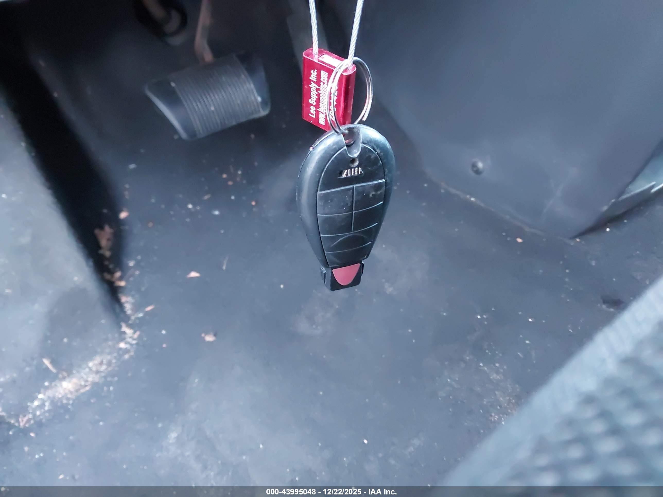 DODGE GRAND image 11