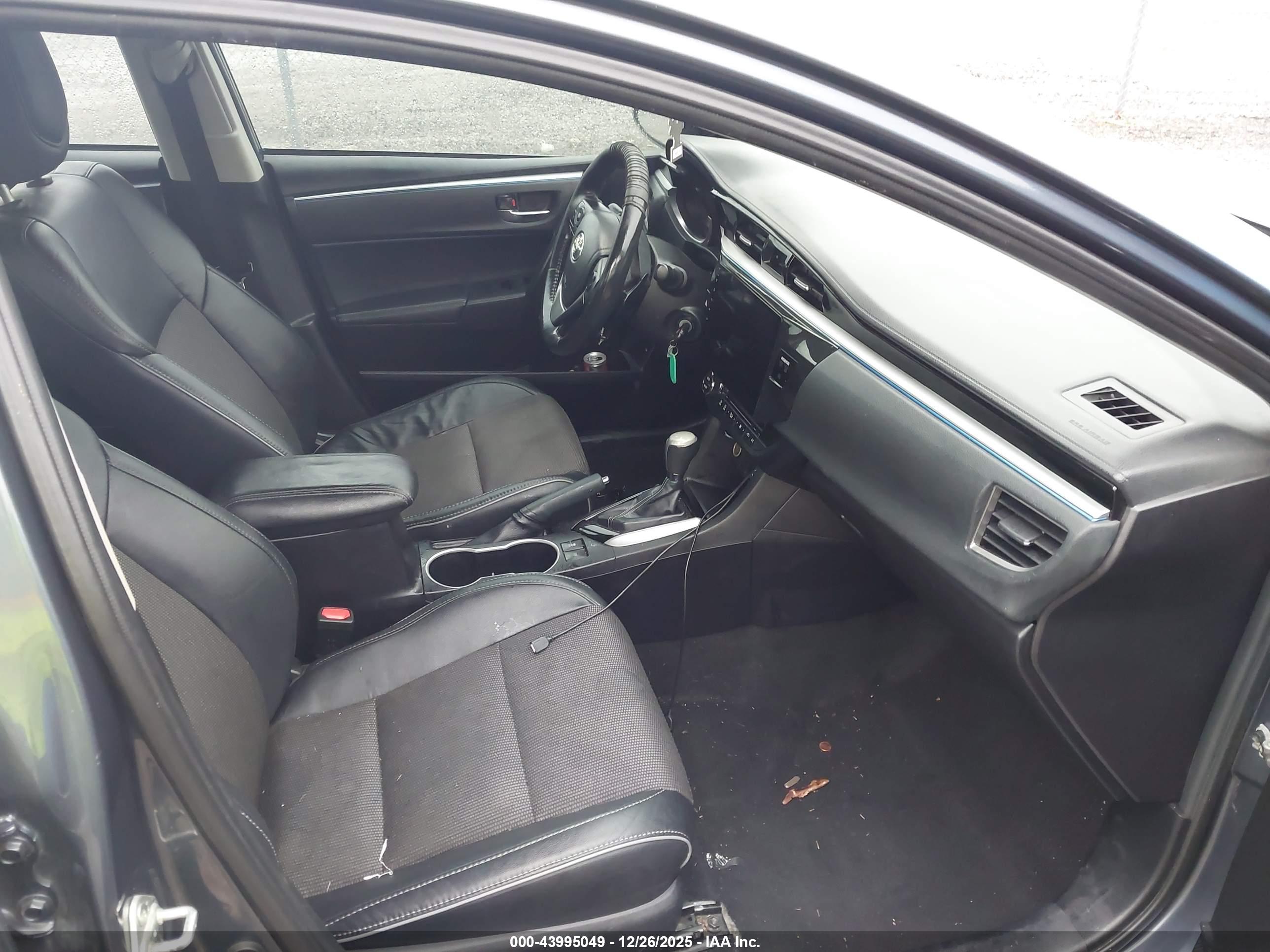 TOYOTA COROLLA image 5