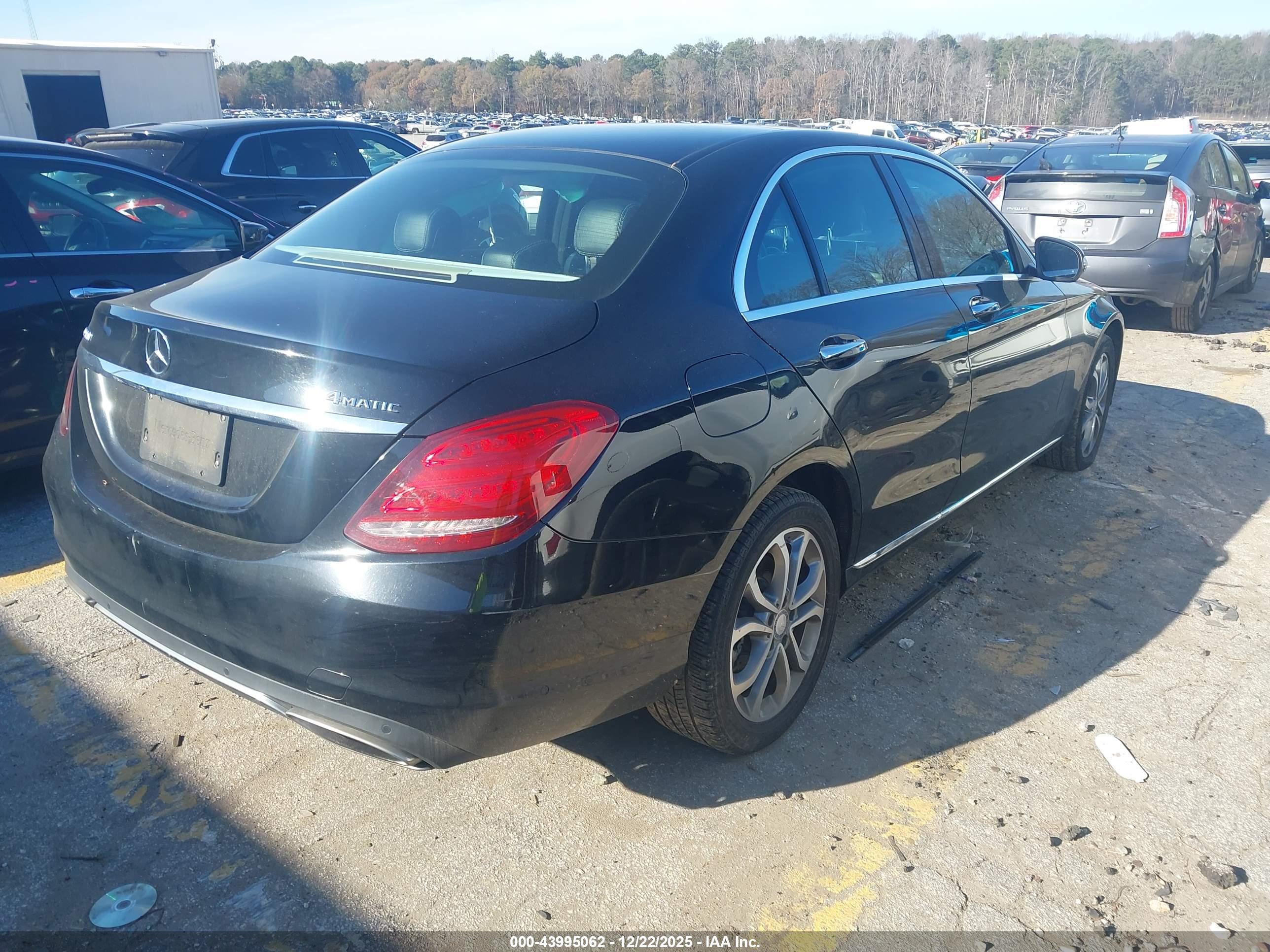 MERCEDES-BENZ C image 4