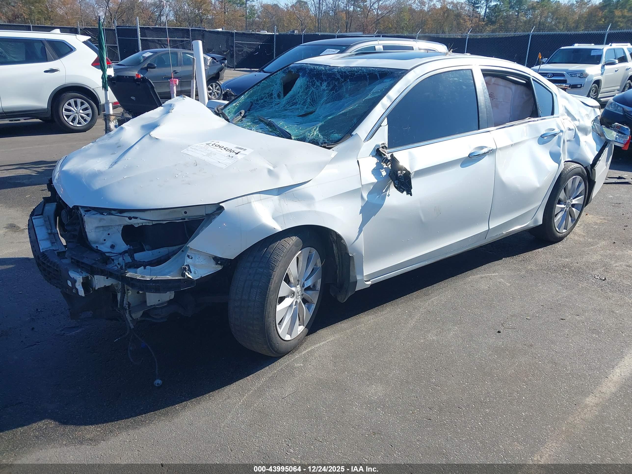 HONDA ACCORD image 2