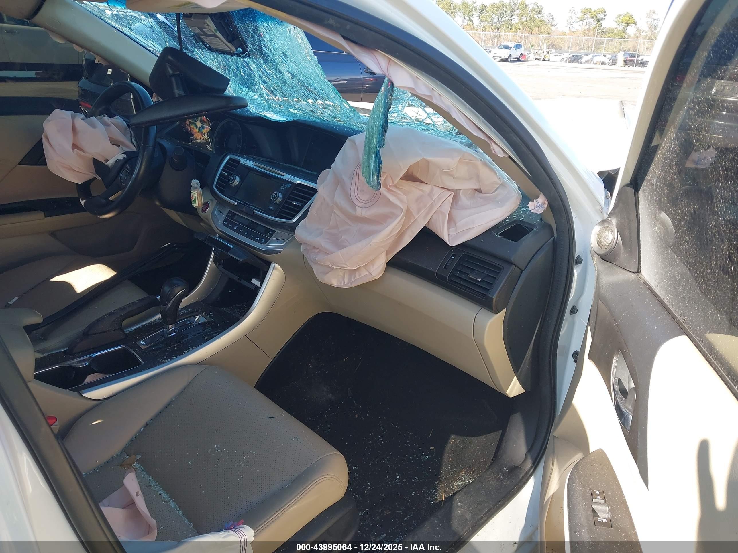 HONDA ACCORD image 5