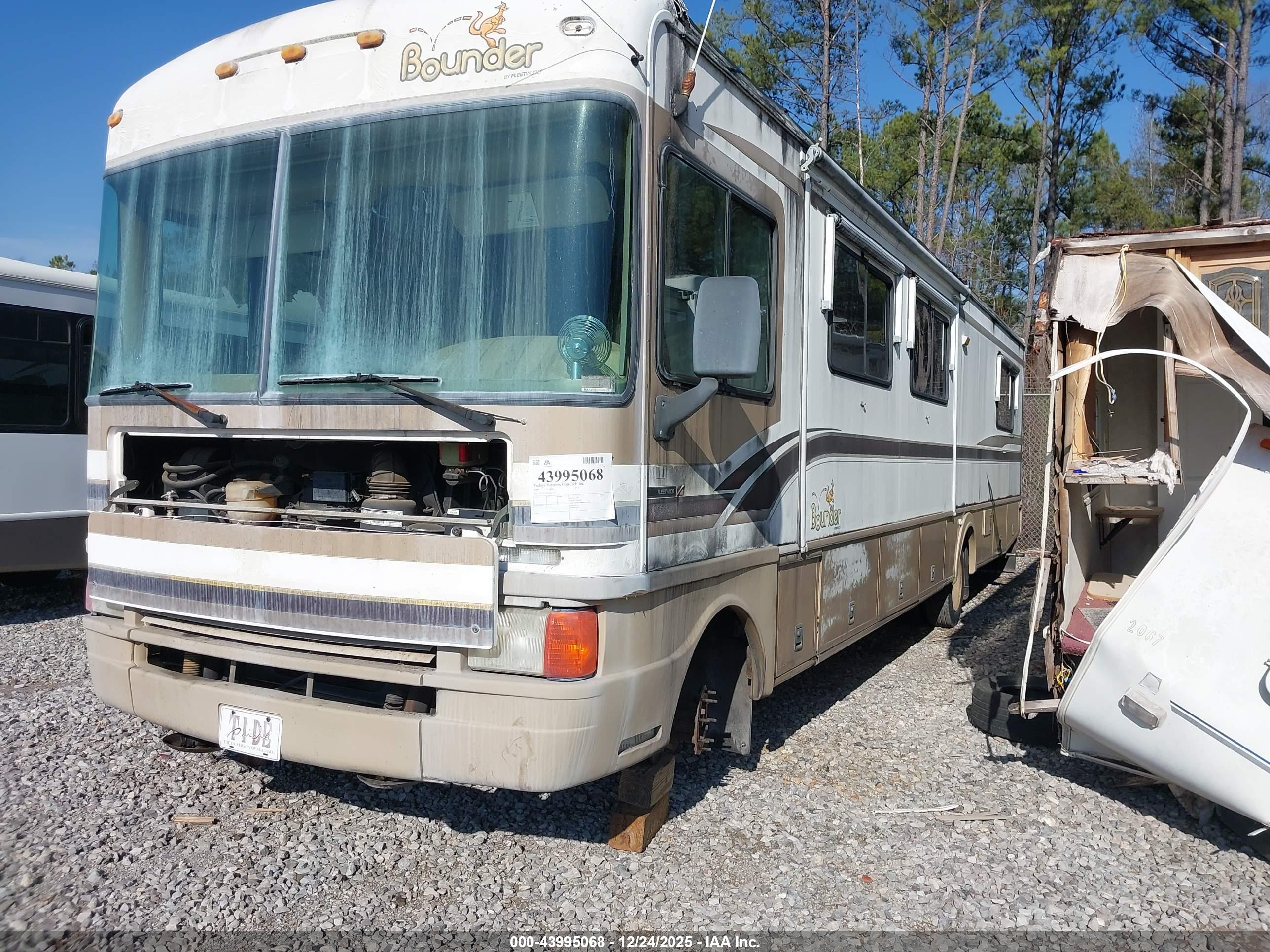 FORD F550 image 2