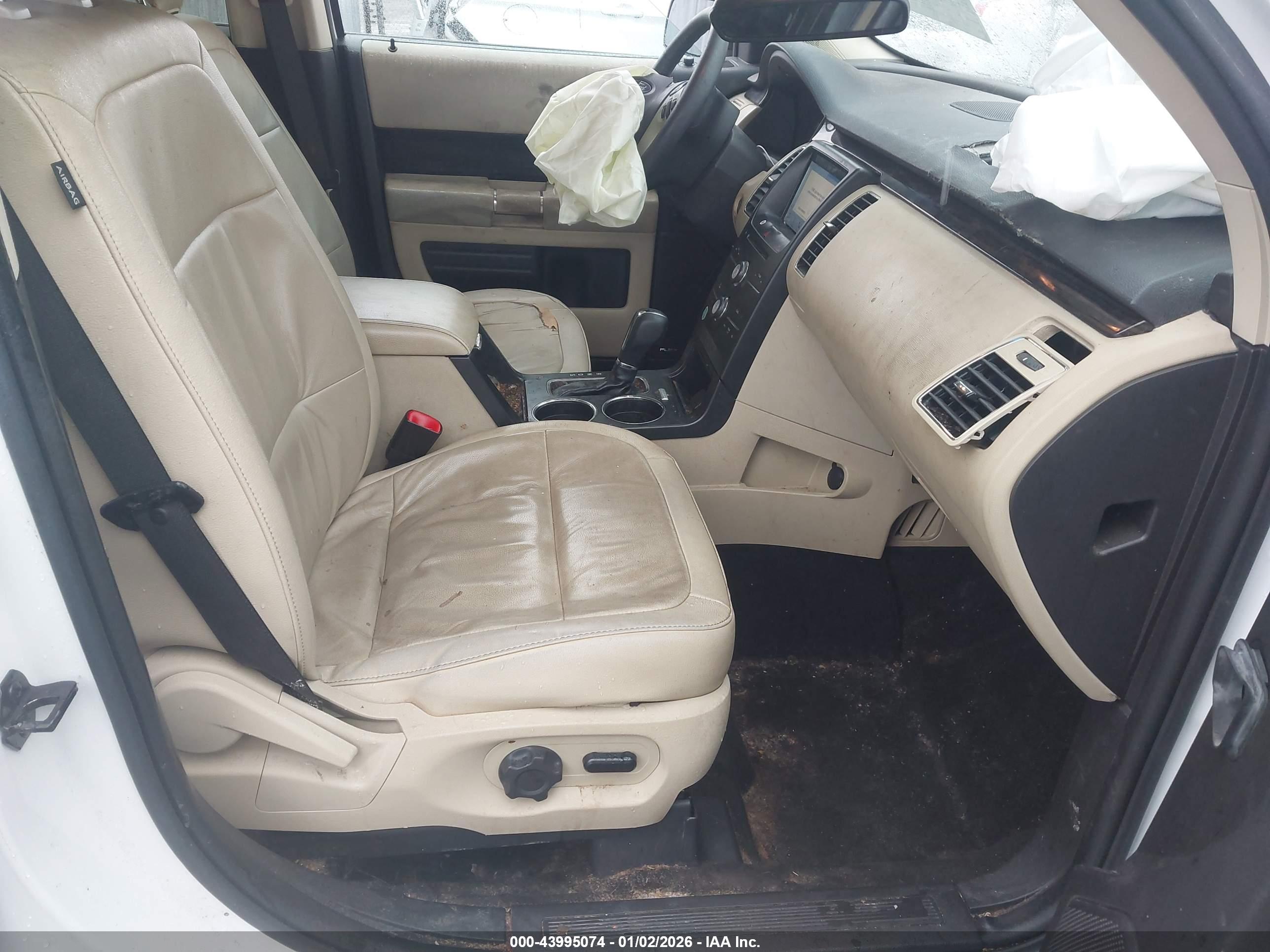 FORD FLEX image 5
