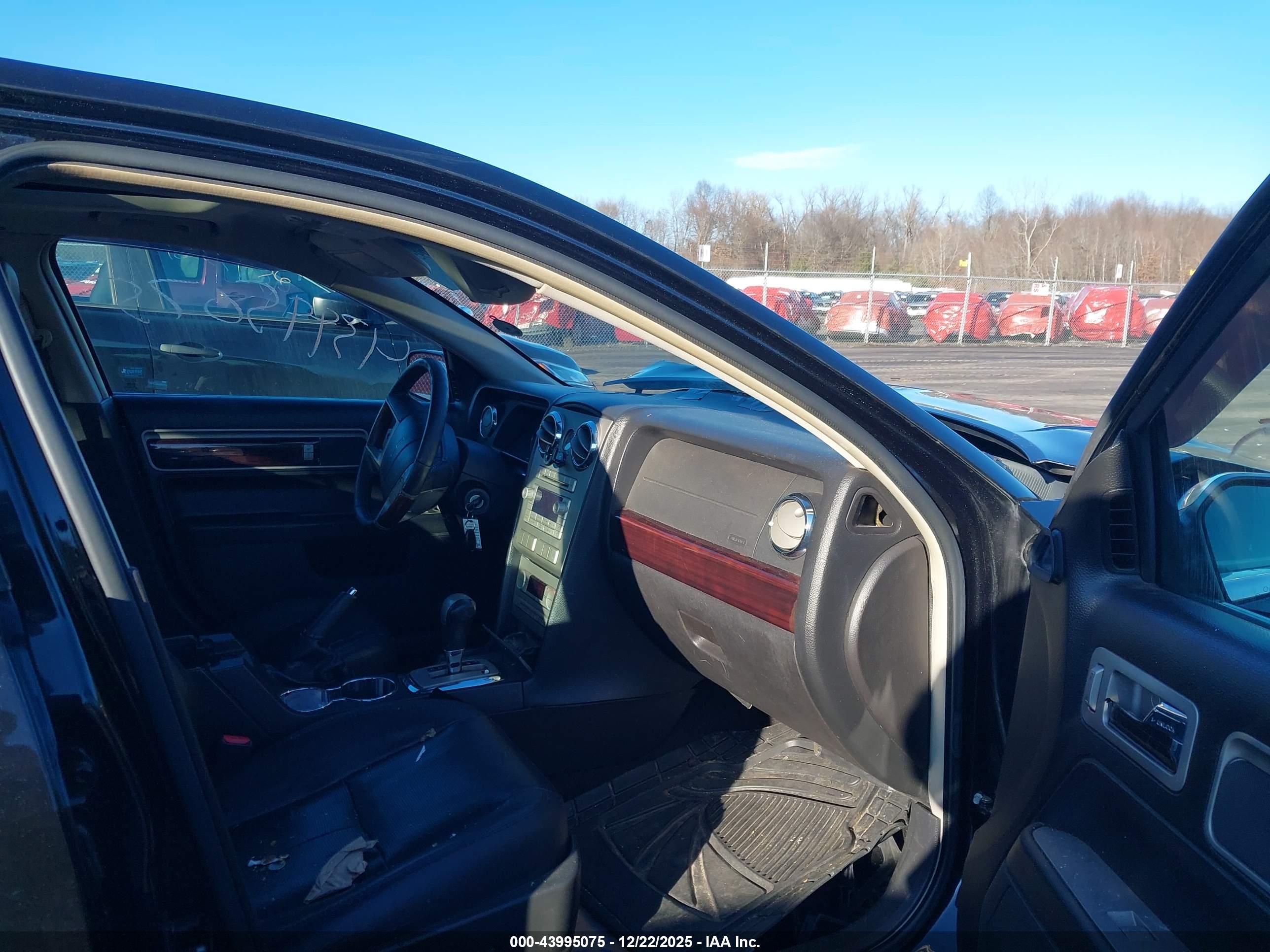 LINCOLN MKZ image 5