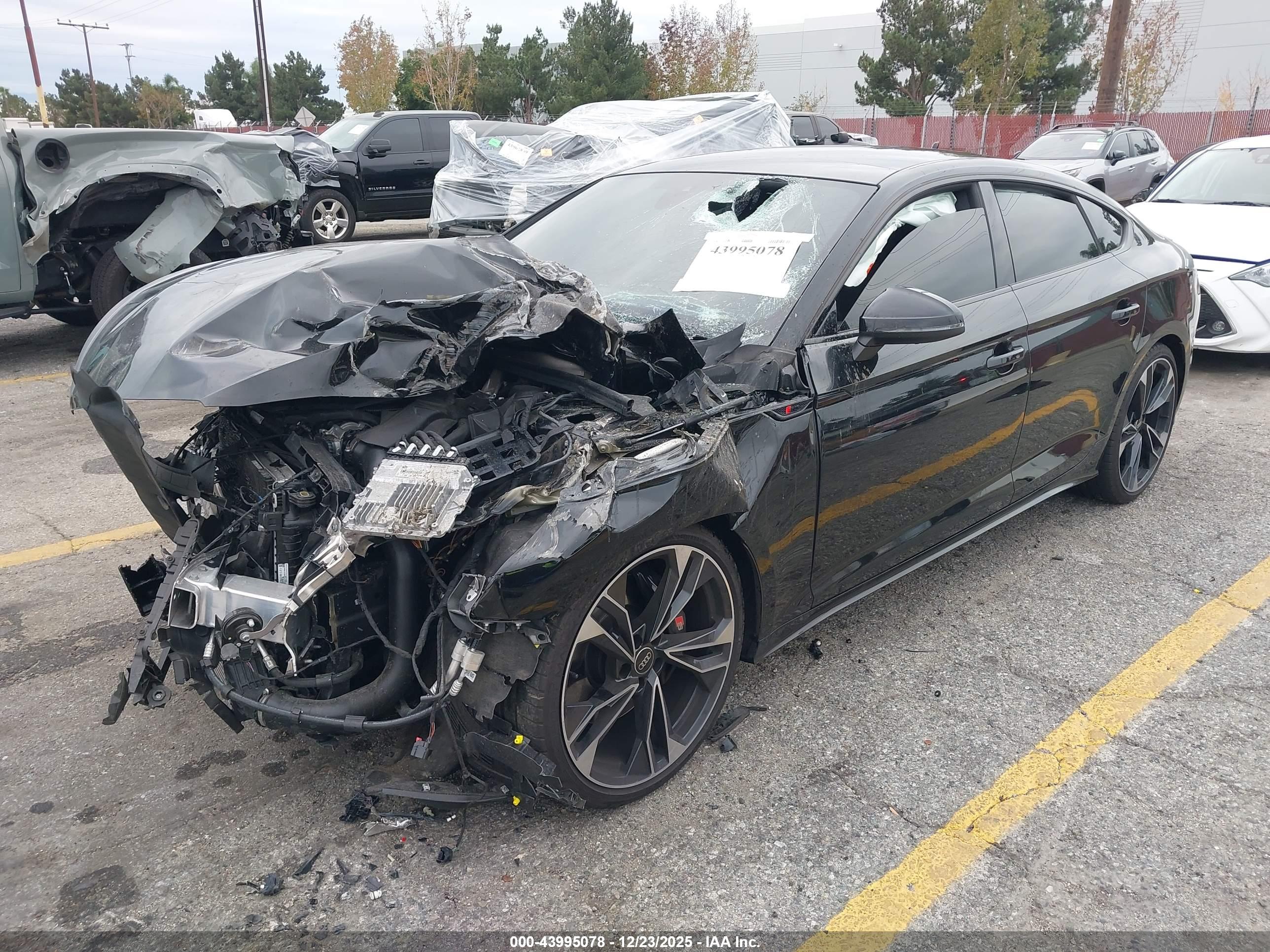 AUDI S5 image 2