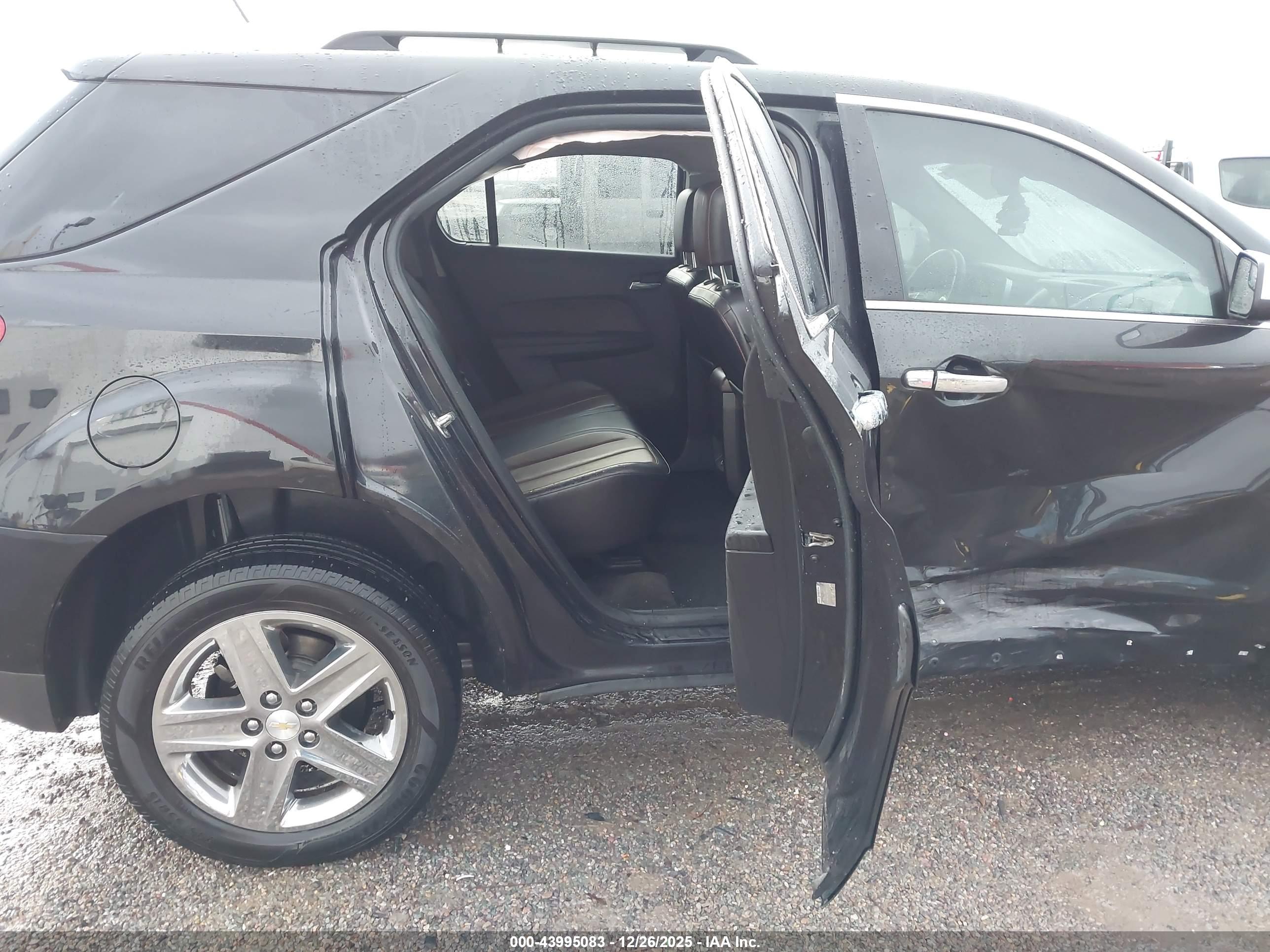 CHEVROLET EQUINOX image 8