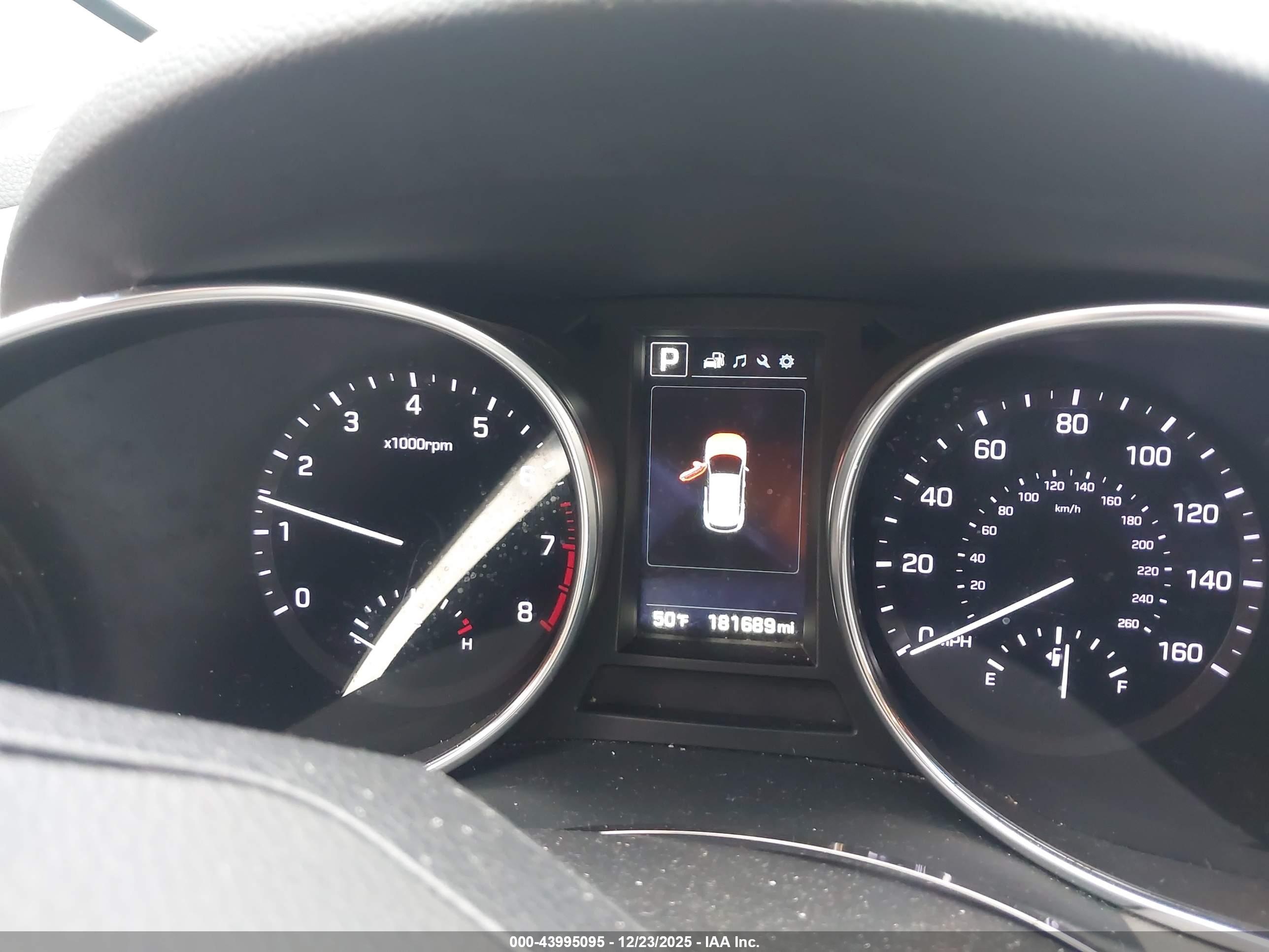 HYUNDAI SANTA image 7
