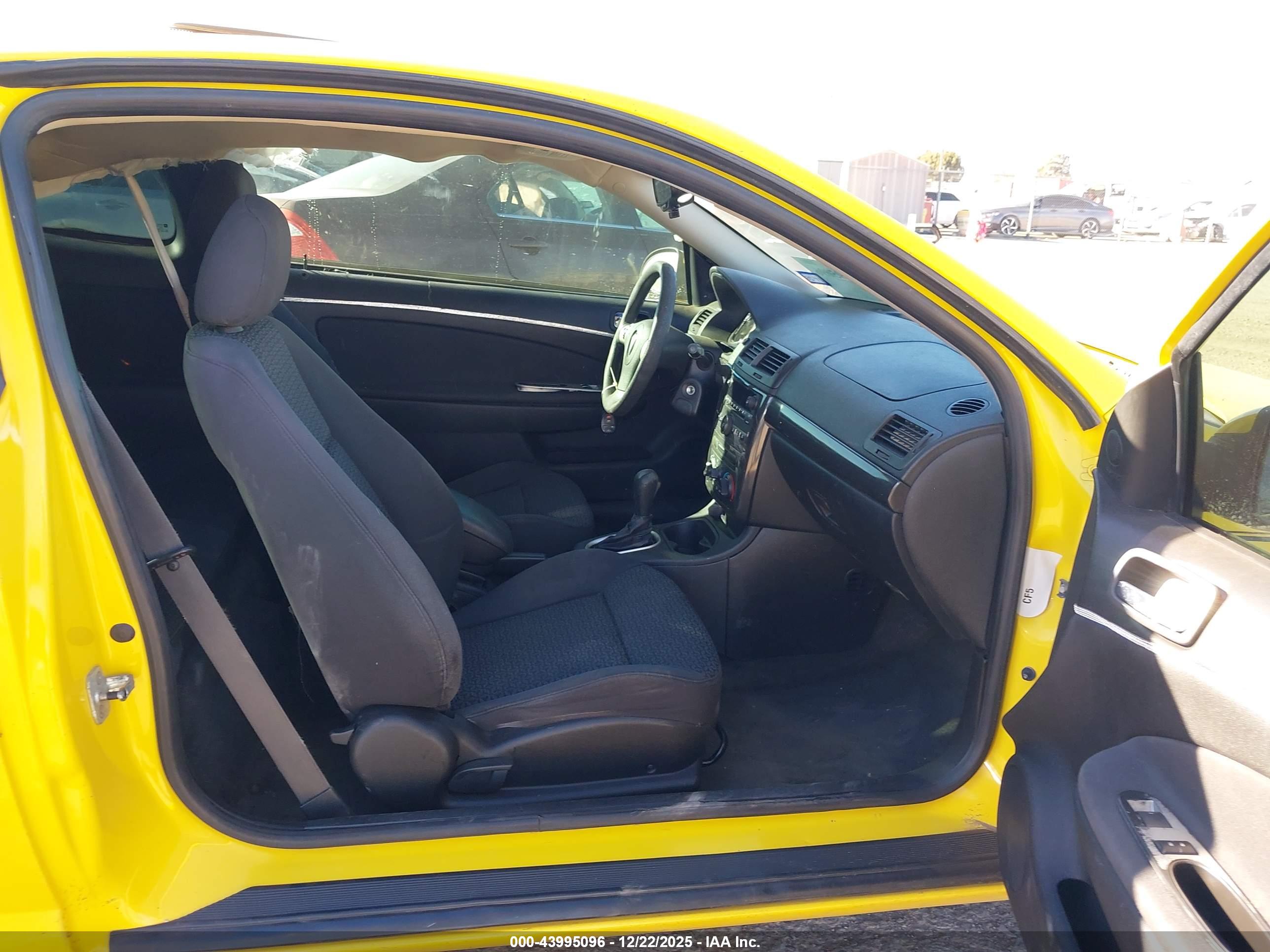 PONTIAC G5 image 5