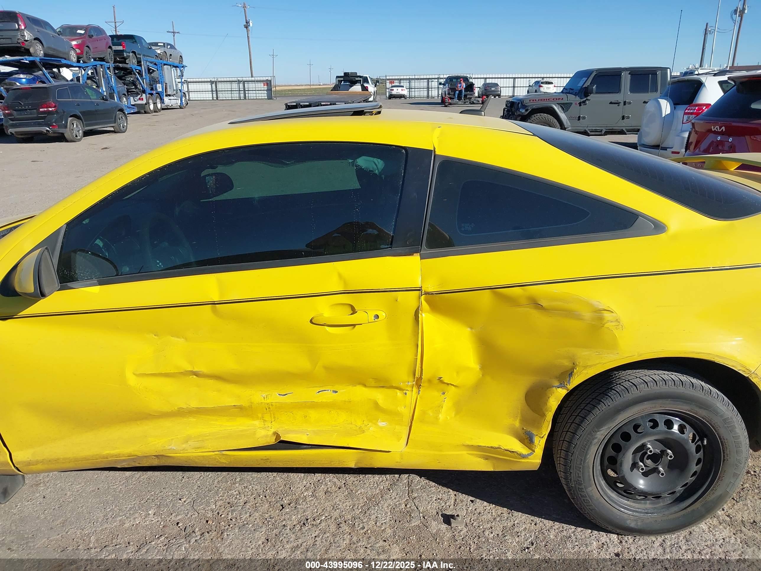 PONTIAC G5 image 6